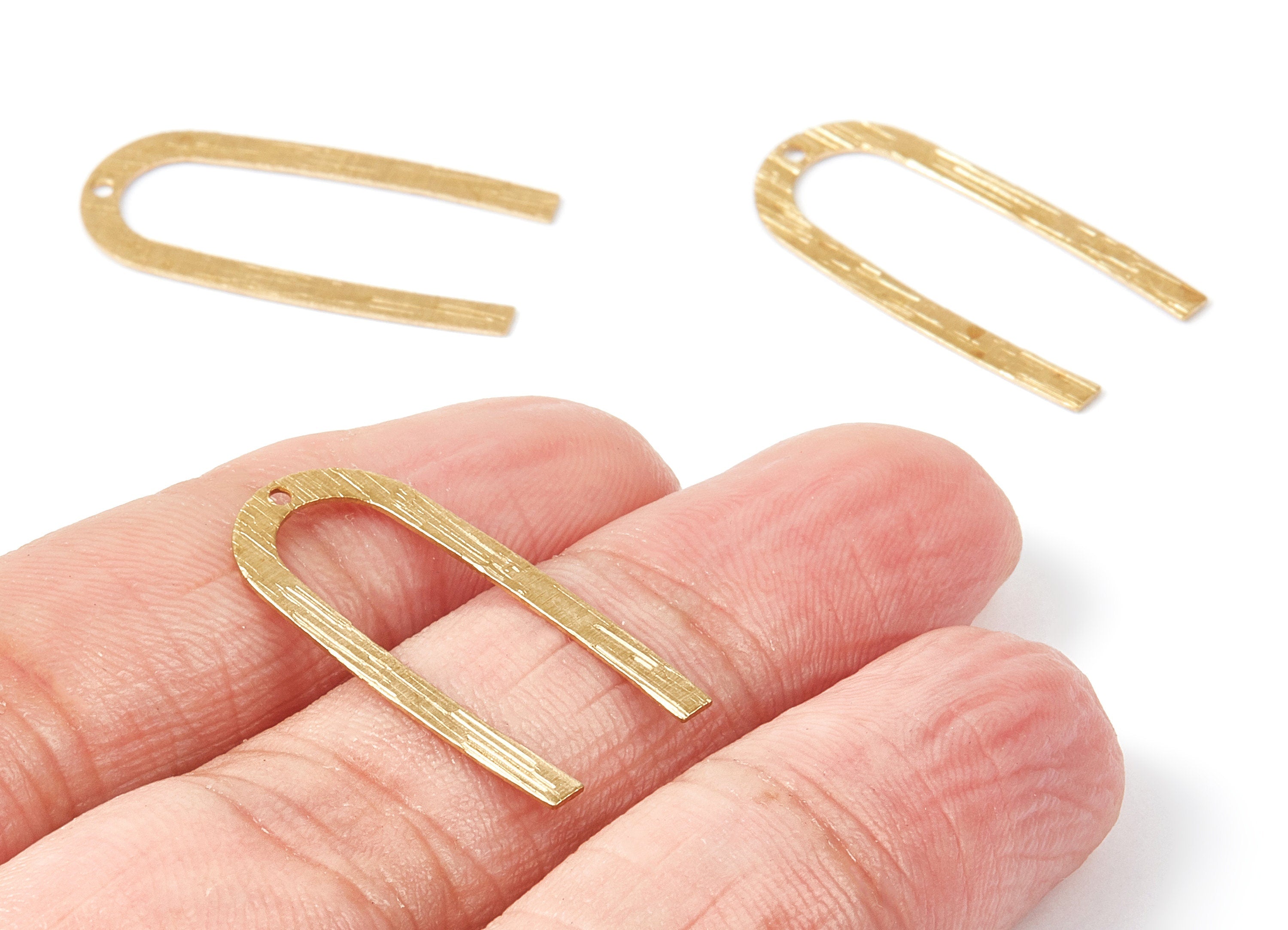 Brass U Charms - Textured U Shaped Raw Brass Connectors With 1 Holes - Jewelry Supplies - 27x13x0.45mm - PP2150 - DOMEDBAZAAR