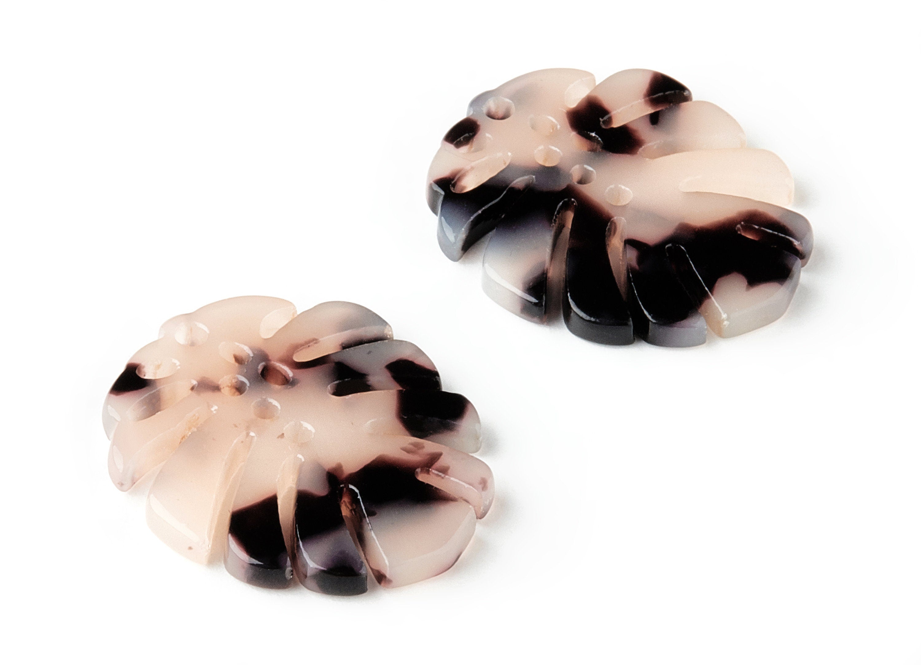 Acetate Monstera Charms - Blonde Tortoise Shell Earrings - Monstera Earring and Pendant - Color Code: A07 - 25.56x21.69x2.51mm - AC1601-A07 - DOMEDBAZAAR