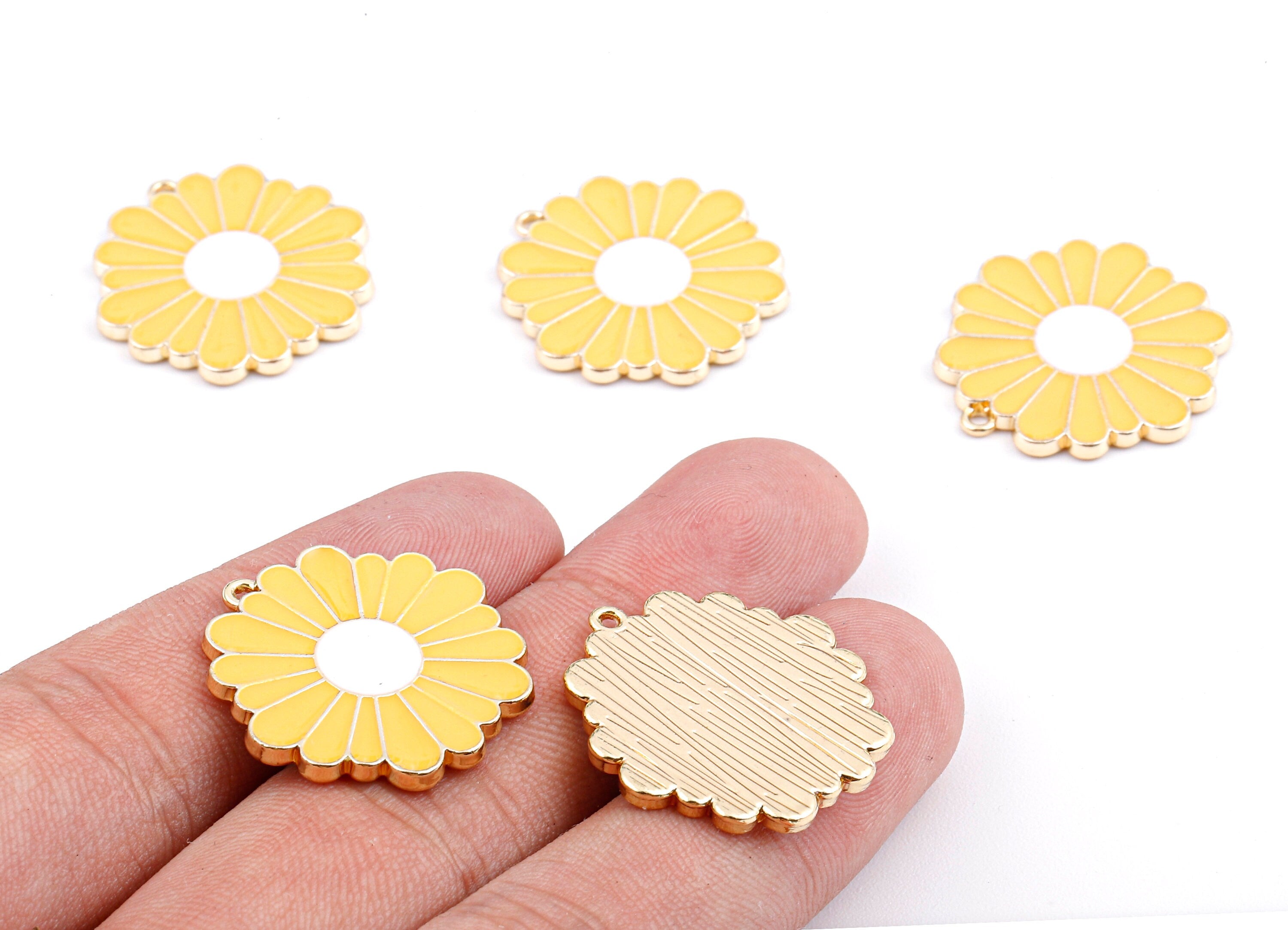 Alloy Daisy Charms - Zinc Alloy Daisy Earrings - Daisy Enamel Pendant - Necklace Pendant - 24.89x23.6x1.94mm - ZZ1402A - DOMEDBAZAAR