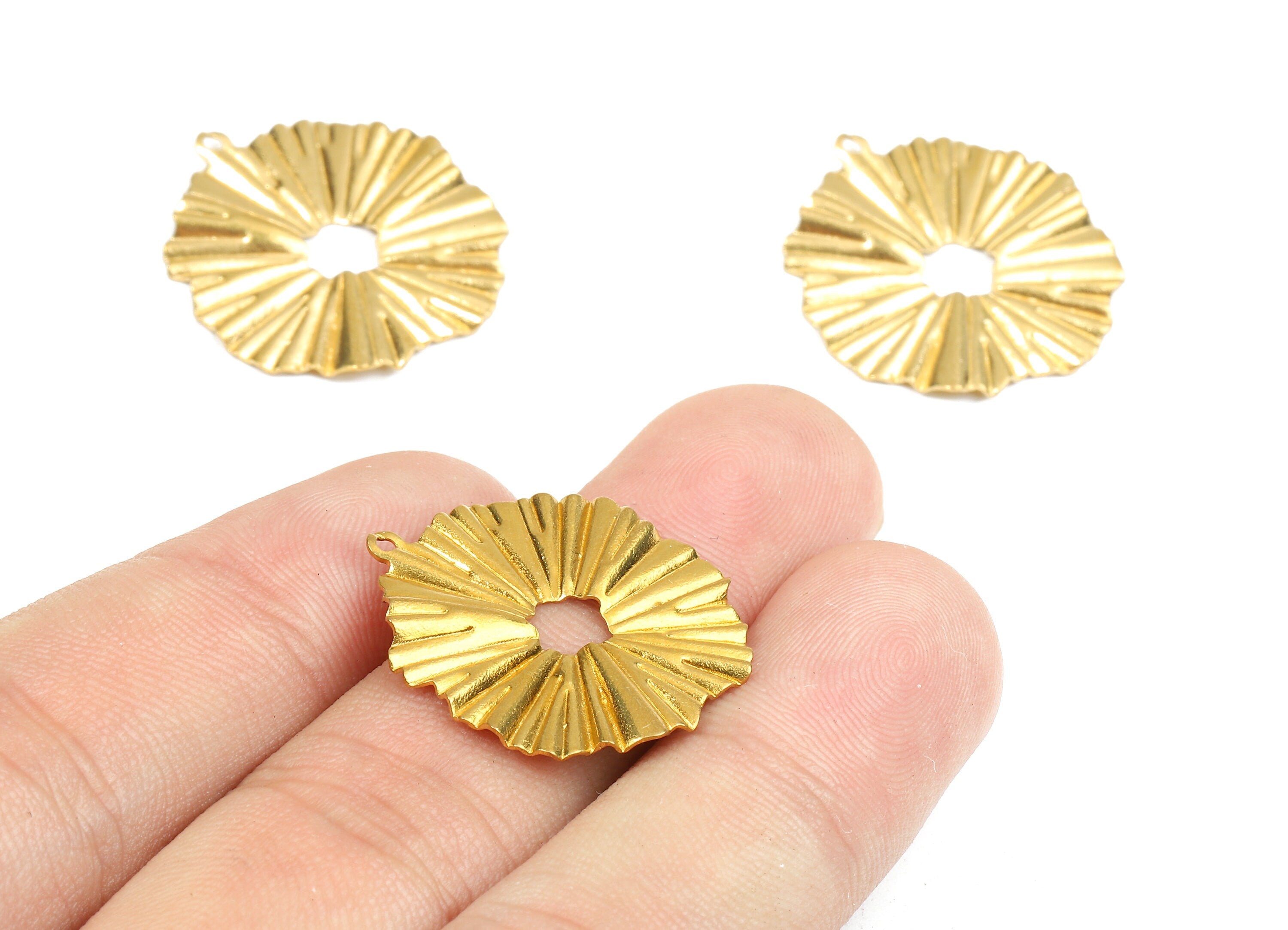 Brass Wavy Charms - Raw Brass Wavy Earrings and Pendant - Earring Findings - Jewelry Supplies - 24.9x22.71x1.68mm - PP2652 - DOMEDBAZAAR
