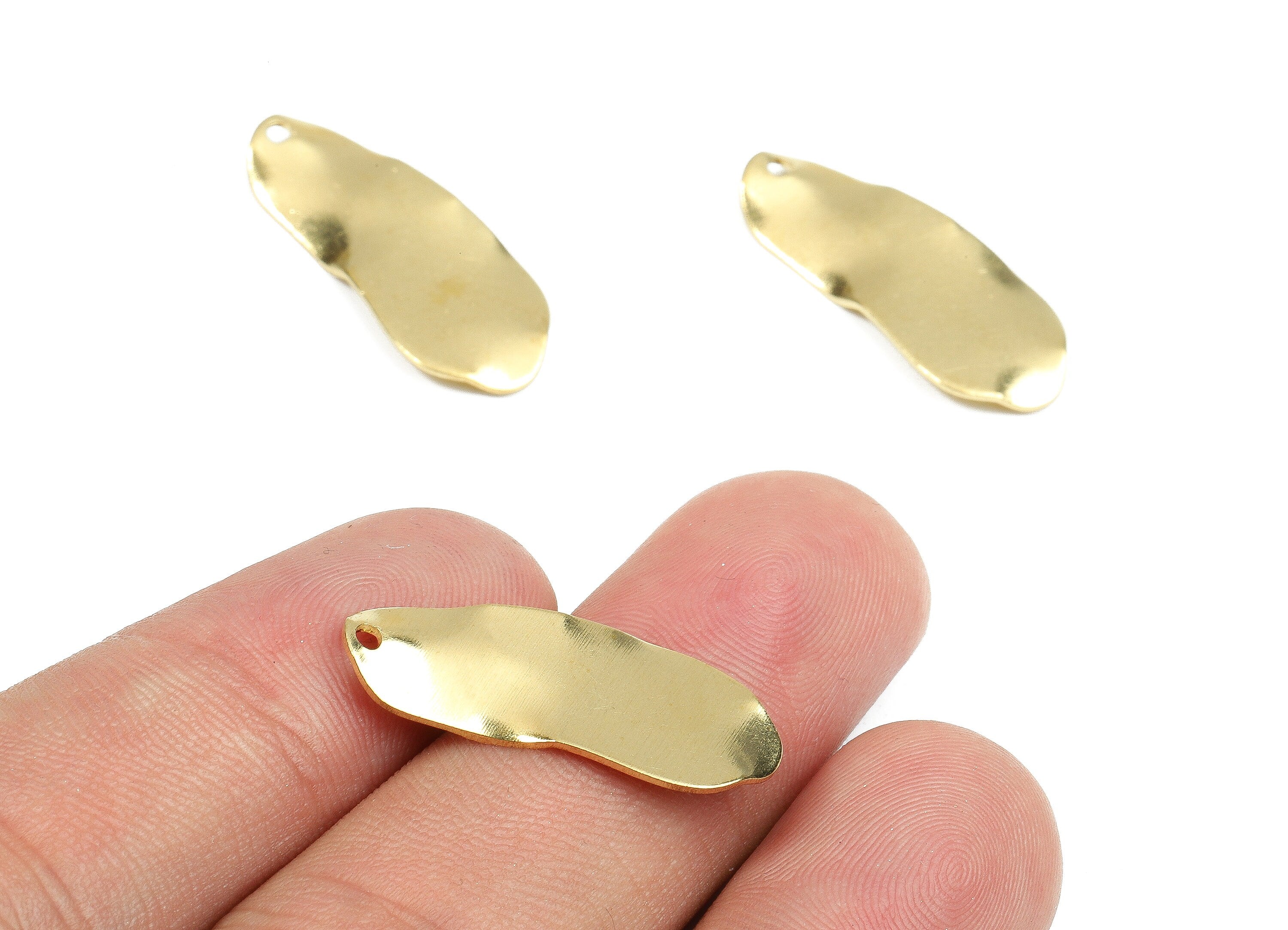 Brass Wavy Charms - Raw Brass Wavy Earrings and Pendant - Earring Findings - Jewelry Supplies - 25.65x11.13x0.64mm - PP2456 - DOMEDBAZAAR