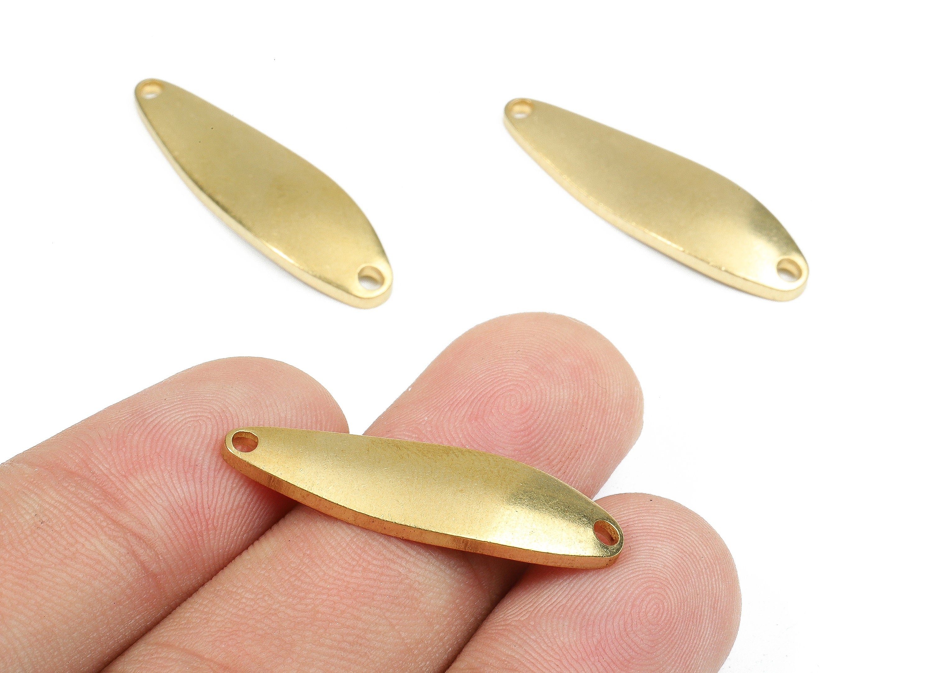 Personalized stamping blank - Brass Wavy Oval Connectors - Raw Brass Wavy Oval Stamping Tag - Brass Oval Zipper Pendant - 31x9x2mm - PP2609 - DOMEDBAZAAR
