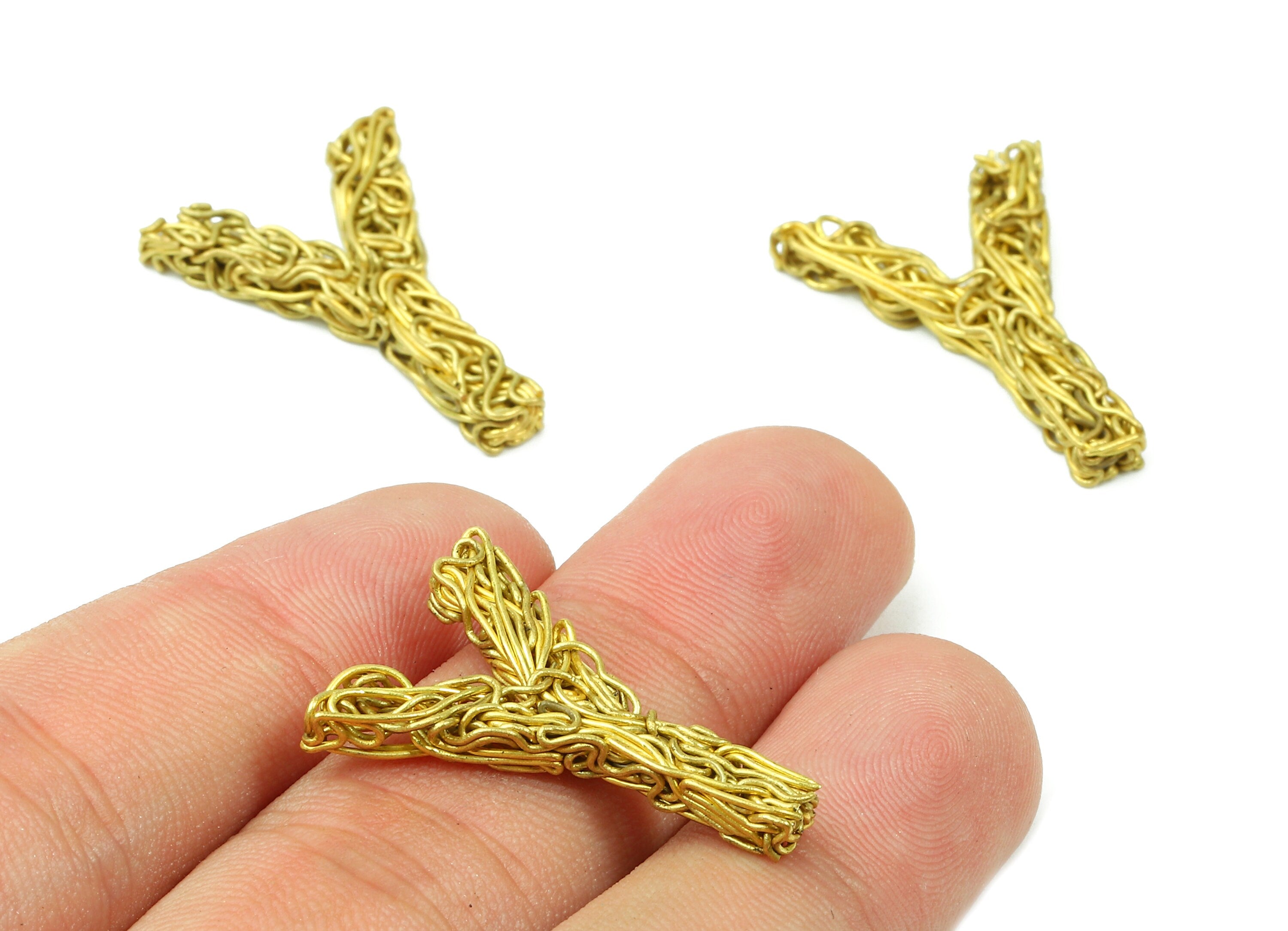 Brass Y letter Pendant - Raw Brass Hammered Wire Letter Y Alphabets Charms - Jewelry Supplies - 27.62x20.19x3.47mm - PP2943 - DOMEDBAZAAR