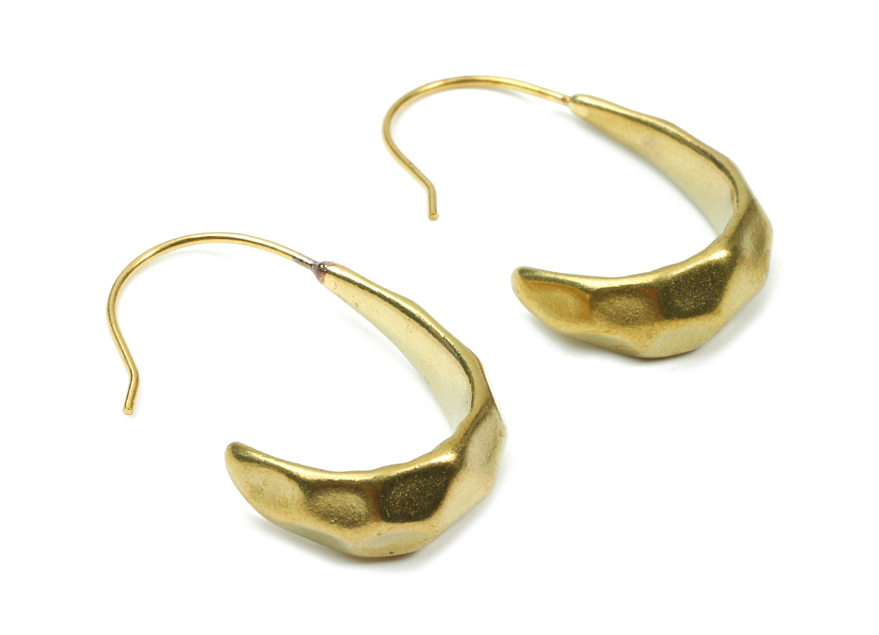 Brass Hammered Earring Post - Raw Brass Hammered Earring Stud - Earring Findings - Jewelry Supplies - 32.35x20.85x4.13mm - PP2879 - DOMEDBAZAAR