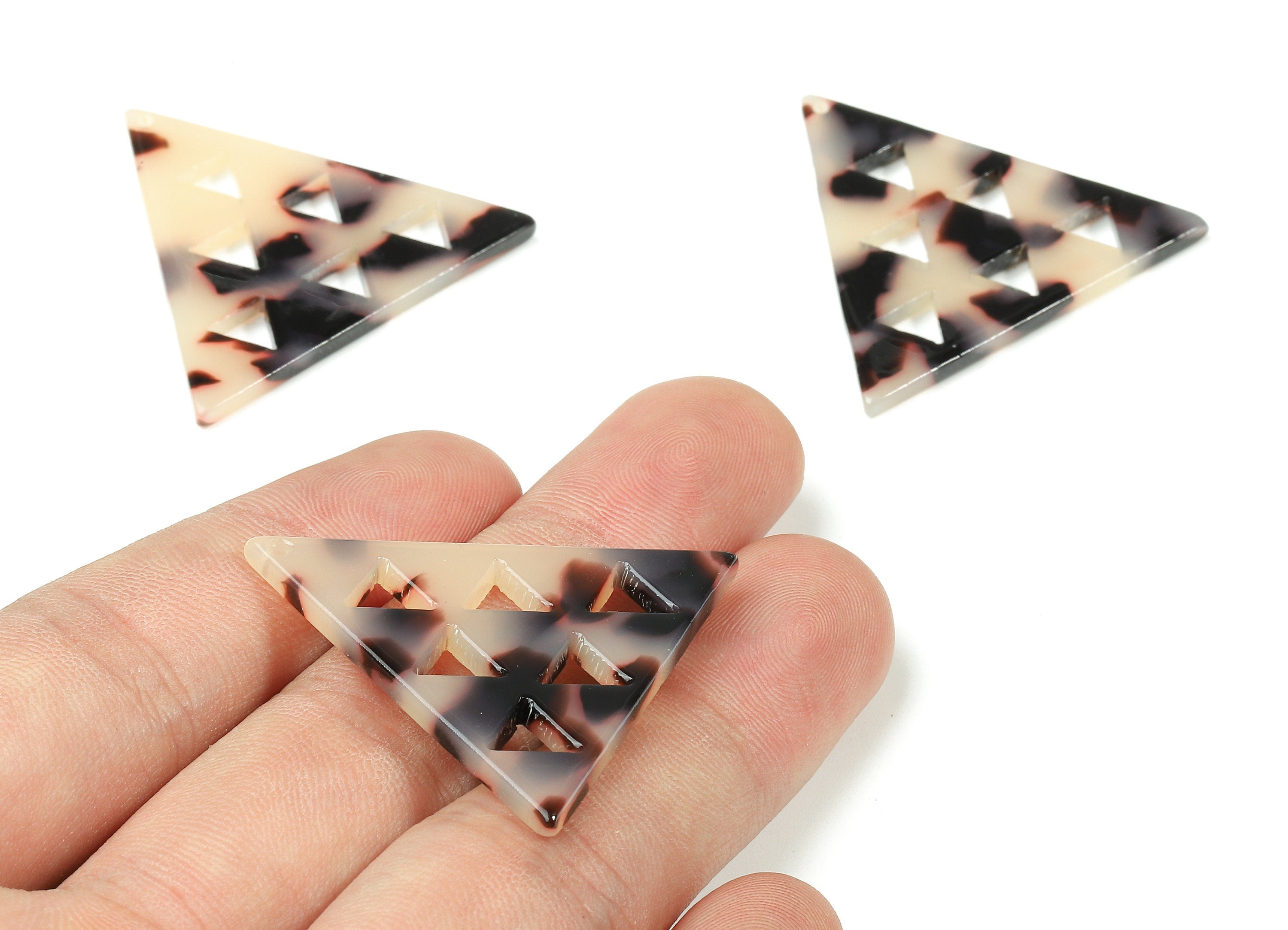 Acetate Triangle Charms - Blonde Tortoise Shell Earrings - Triangle Earrings and Pendant - Color Code: A07 - 34.57x34.57x2.59mm - AC1713-A07 - DOMEDBAZAAR