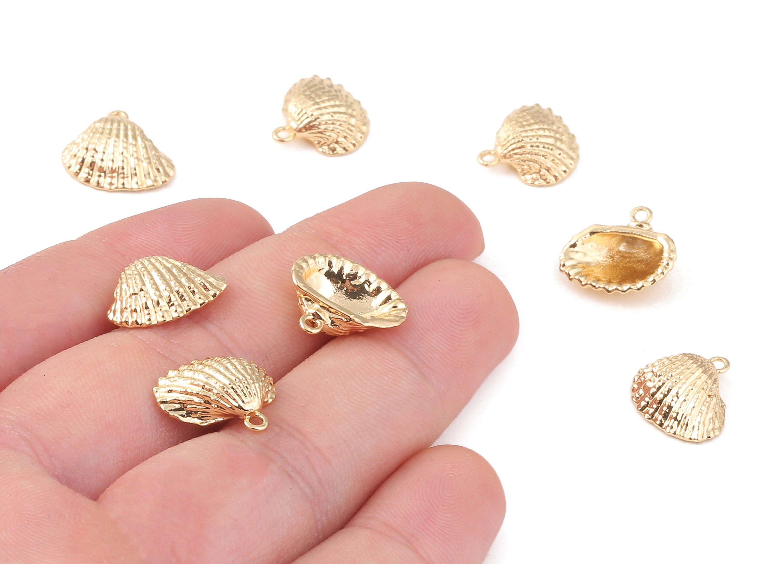 Brass Mussel Shell Charms - Brass Mussel Shell Pendant - 18K Real Gold Plated Brass - Jewelry Supplies - 14.61x13.42x1.12mm - RGP1245 - DOMEDBAZAAR