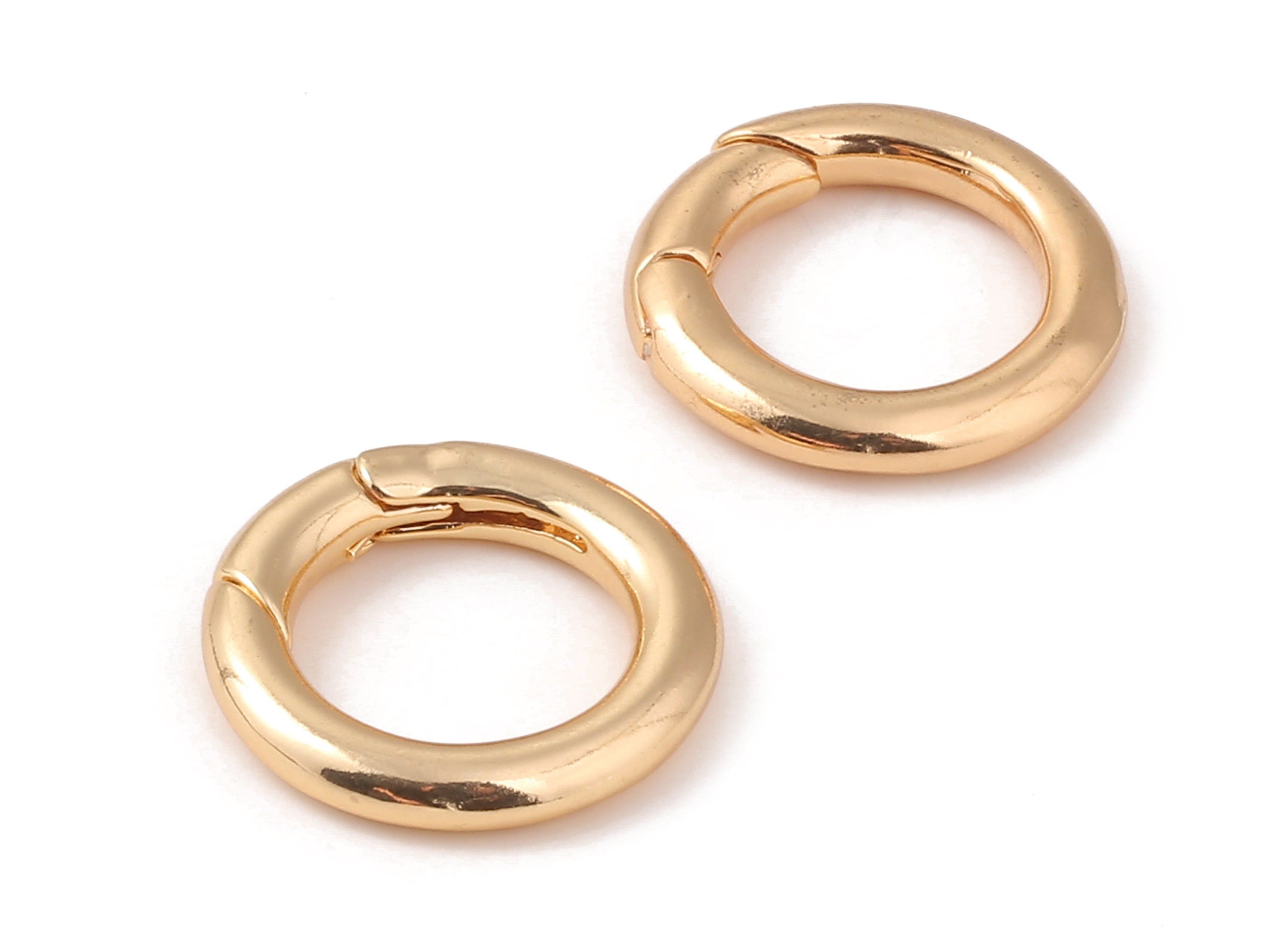 Brass Parrot Claps Earring Charms - Brass Parrot Claps Earring Pendant - 18K Real Gold Plated Brass - 23.09x23.09x4.03mm - RGP1102 - DOMEDBAZAAR