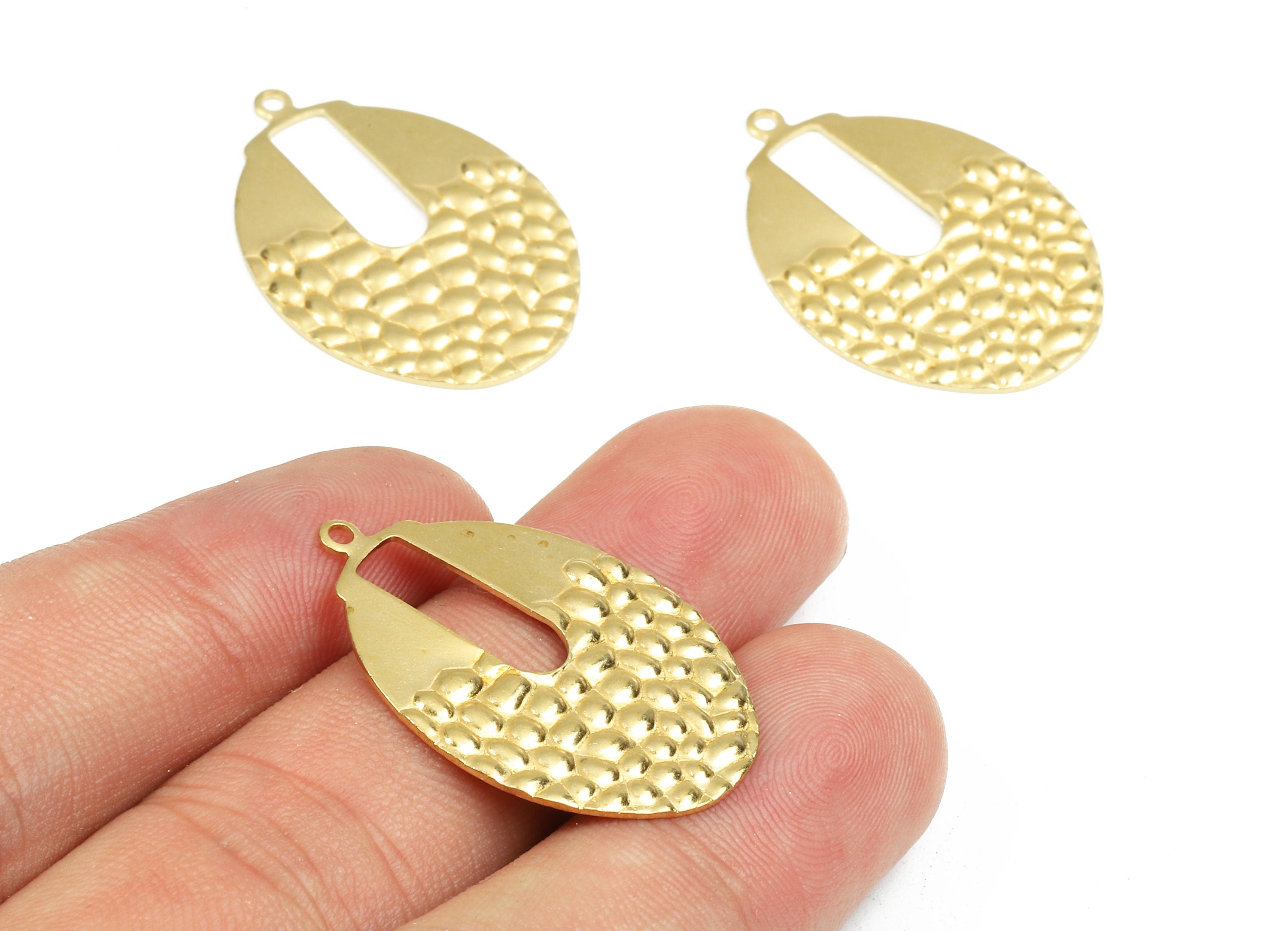 Brass Wavy Oval Charms - Raw Brass Wavy Oval Earrings and Pendant - Earring Findings - Jewelry Supplies - 29.99x21.1x0.86mm - PP2531 - DOMEDBAZAAR