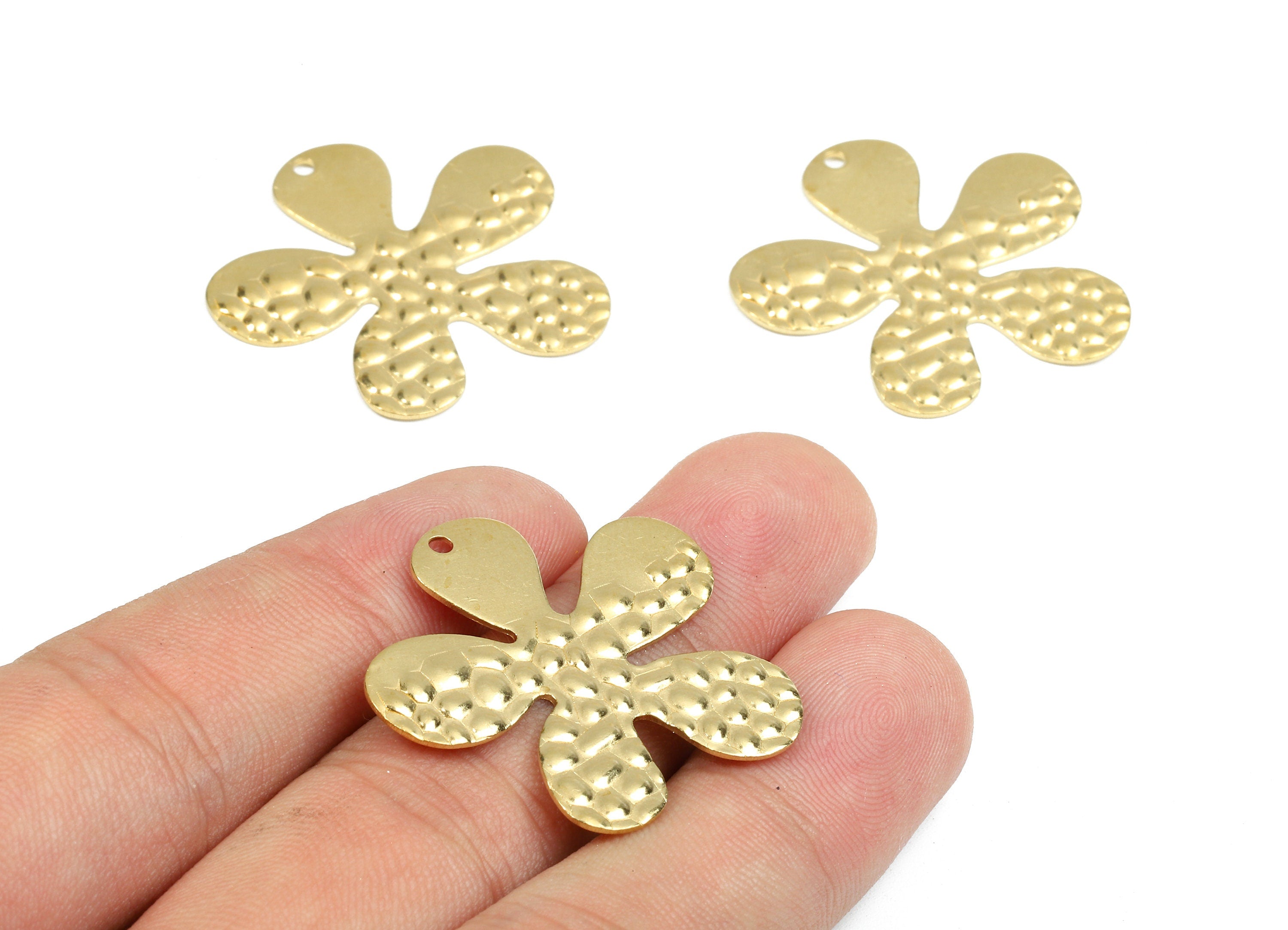 Brass Flower Charms - Raw Brass Flower Earrings and Pendant - Brass Flower Necklace - Jewelry Supplies - 31.27x30.65x0.87mm - PP2530 - DOMEDBAZAAR