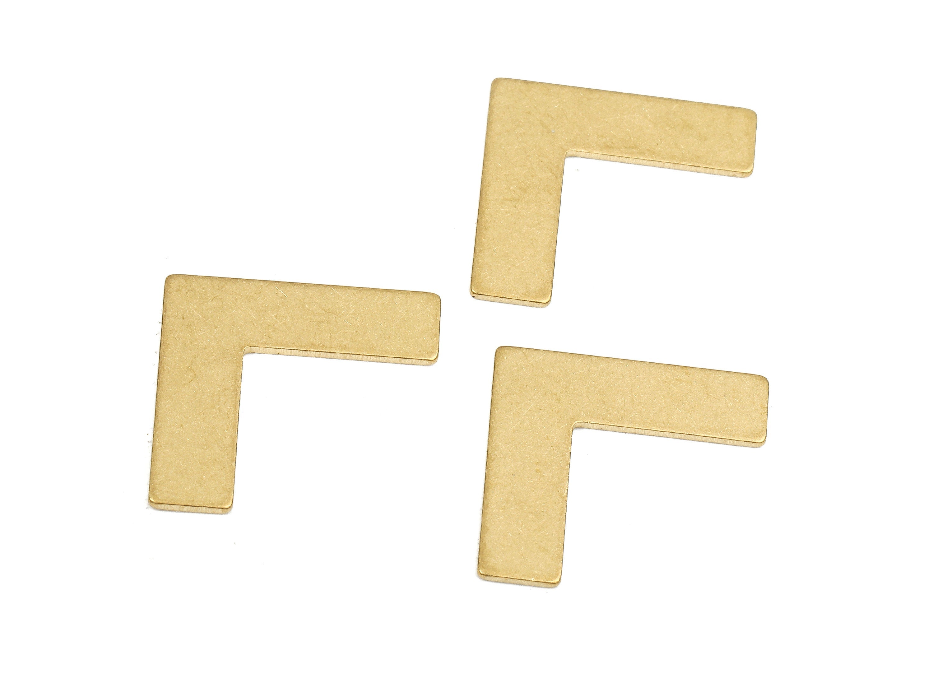 Brass V Blank - Raw Brass V Blank - Brass V Tag - Brass Stamping Tag - Brass Blank Findings - 19.43x12.52x0.61mm - PP2518 - DOMEDBAZAAR