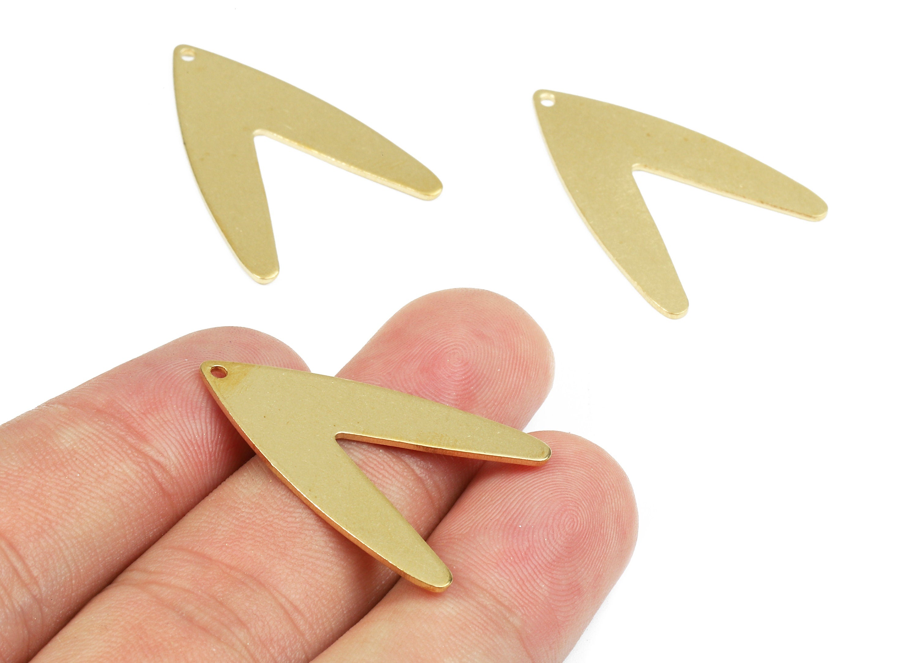 Personalized stamping blank - Brass V Charms - Raw Brass V Earrings and Pendant - Brass V Necklace - 30.63x22.69x0.79mm - PP2642 - DOMEDBAZAAR