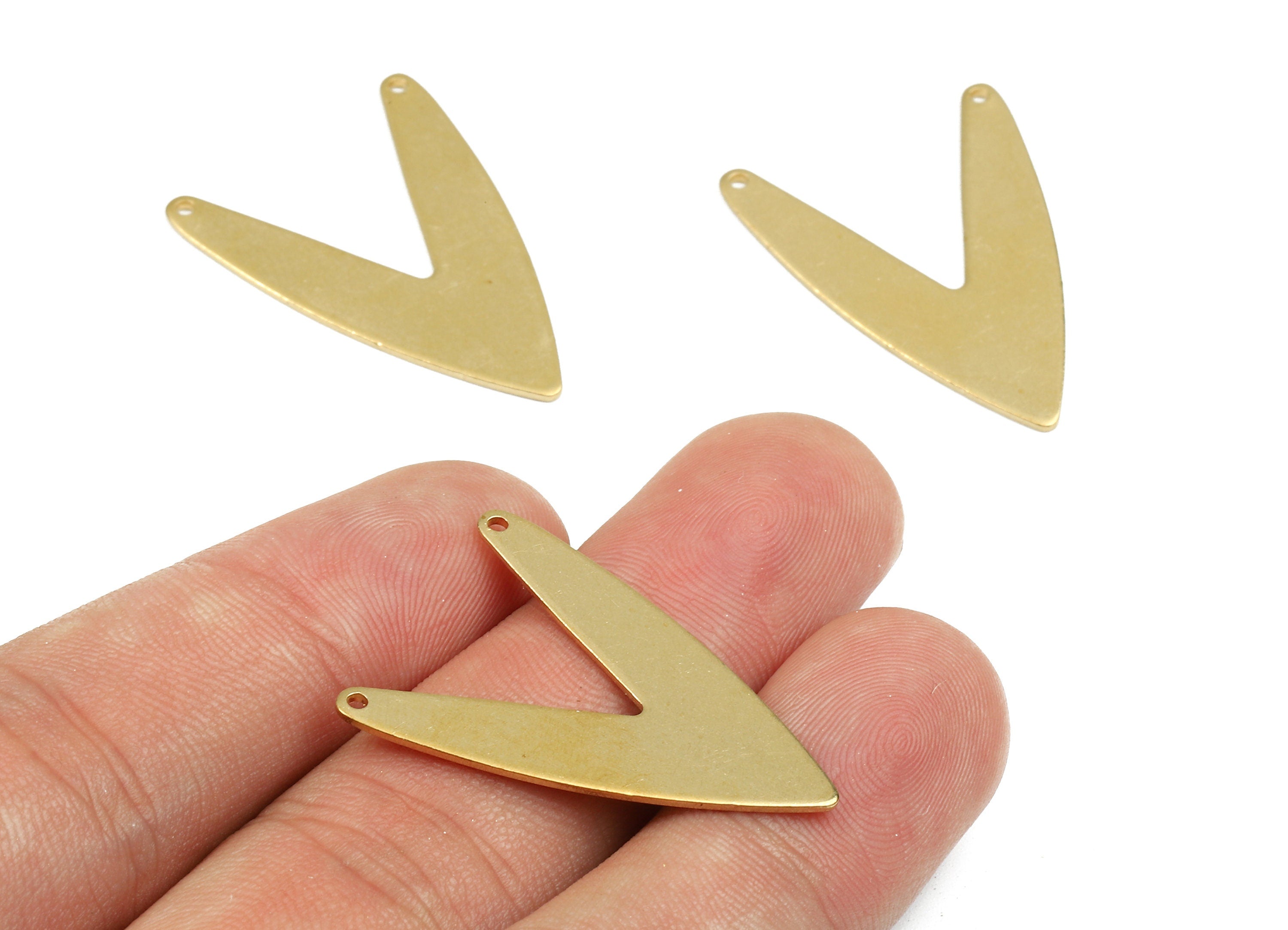 Personalized stamping blank - Brass V Connectors - Raw Brass V Pendant and Necklace - Brass V Earring Connectors - 30x22x0.79mm - PP2644 - DOMEDBAZAAR