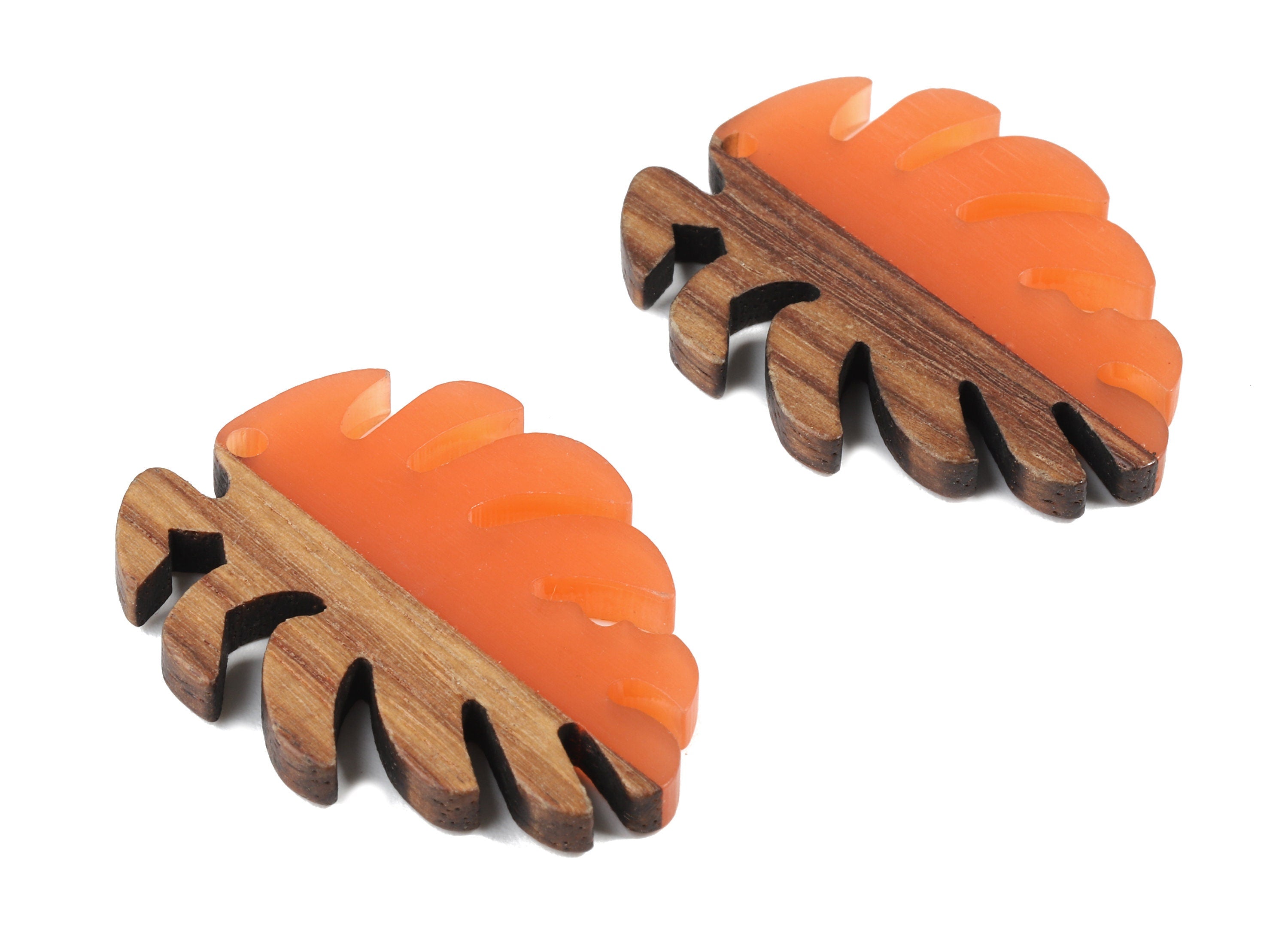 Epoxy Redwood Monstera Charm - Epoxy Resin Wood Leaf Pendant - Redwood and Resin Necklace - Jewelry Supplies - 38.26x29.06x3.67mm - BB1095A - DOMEDBAZAAR