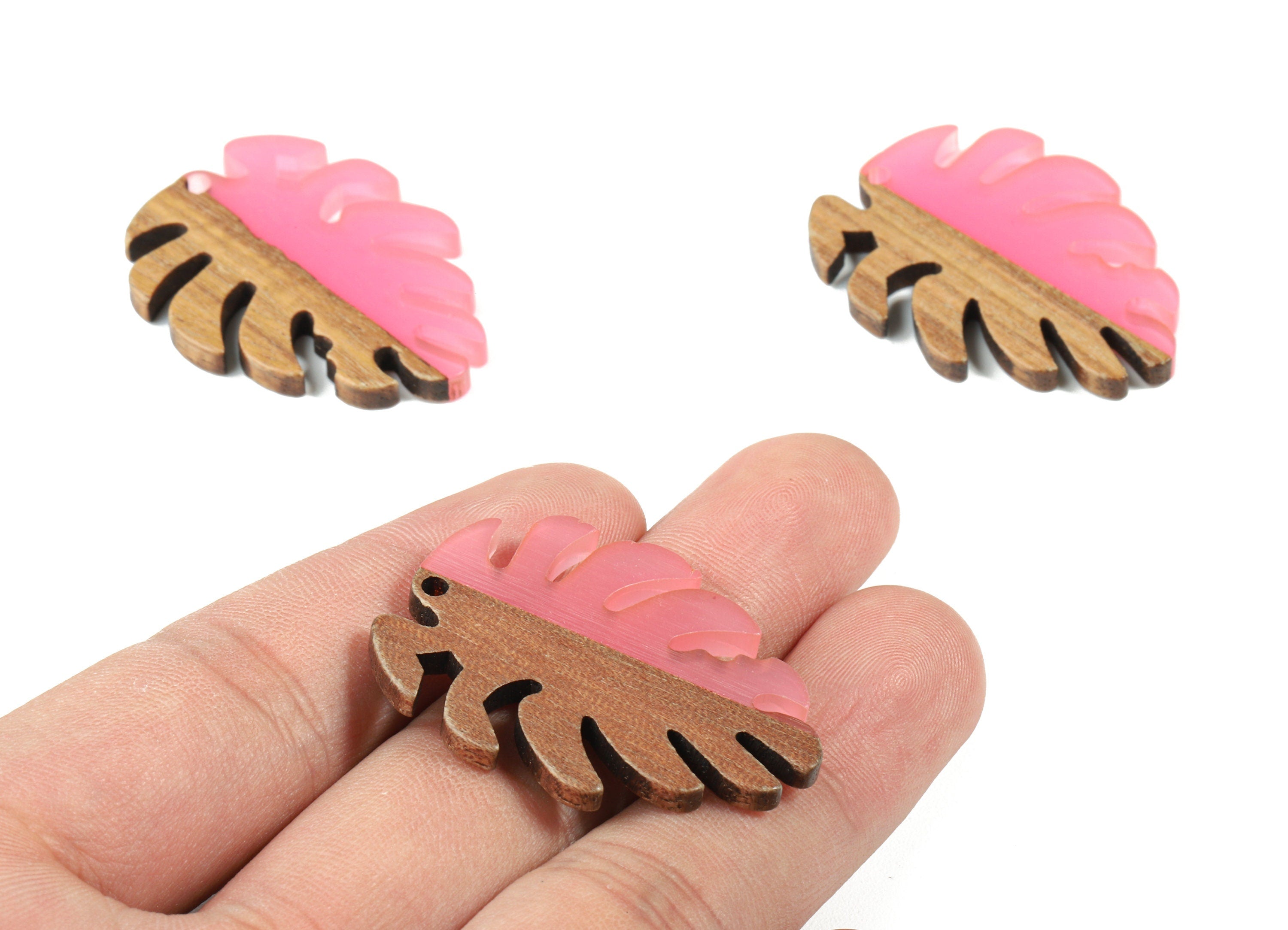 Epoxy Redwood Monstera Charm - Epoxy Resin Wood Leaf Pendant - Redwood and Resin Necklace - Jewelry Supplies - 38.26x29.06x3.67mm - BB1095D - DOMEDBAZAAR