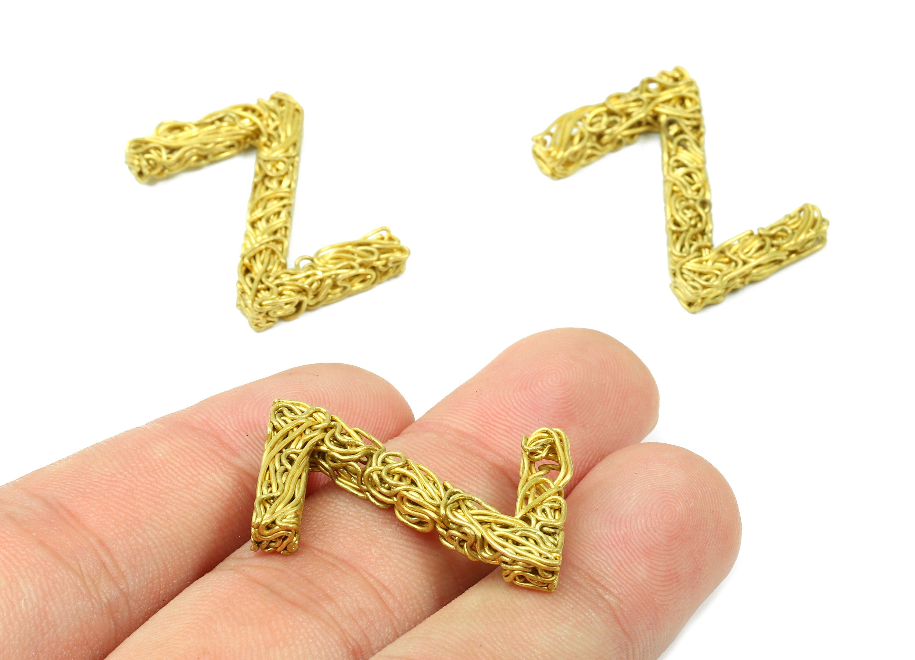 Brass Z letter Pendant - Raw Brass Hammered Wire Letter Z Alphabets Charms - Jewelry Supplies - 28x18.39x3.62mm - PP2944 - DOMEDBAZAAR