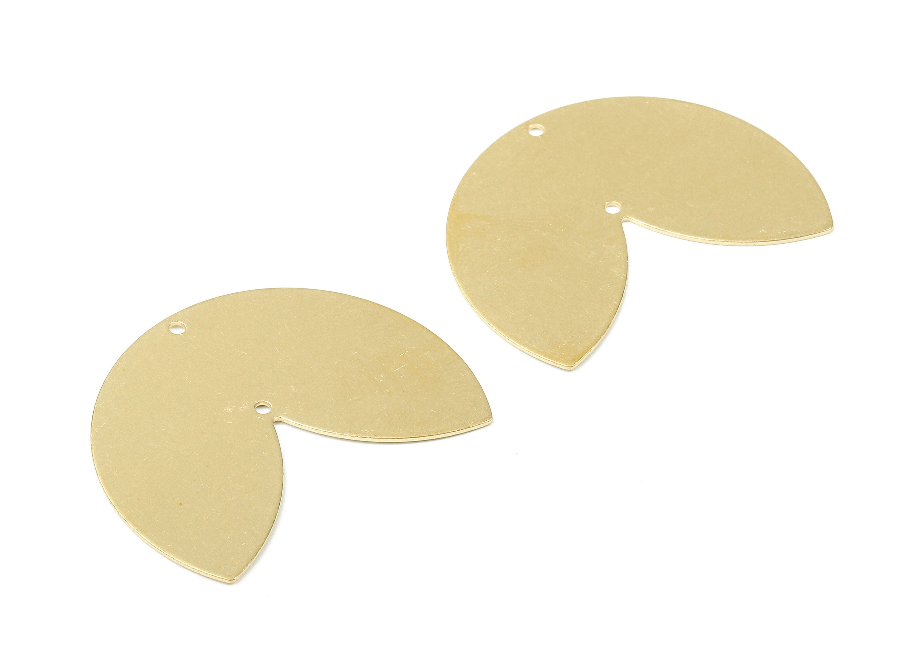 Personalized stamping blank - Brass Flower Connectors - Raw Brass Flower Pendant Necklace - Brass Connector Charms - 34.2x26x0.6mm - PP2808 - DOMEDBAZAAR