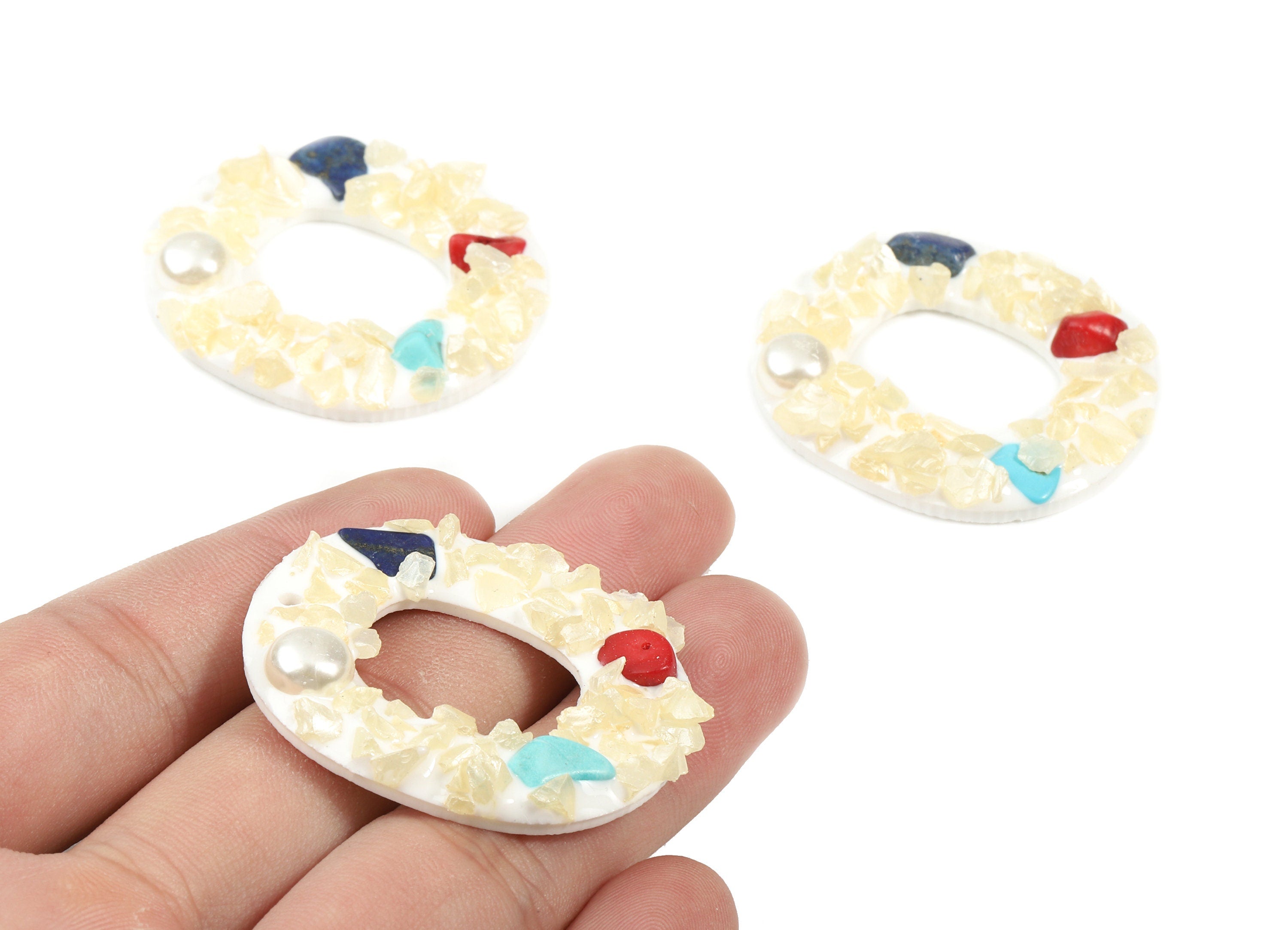 Resin Oval Charms With Gravel and Pearl - Resin Oval Graveled Pendant - Earring Findings - Jewelry Supplies - 40.8x36.3x7.09mm - RC1128B - DOMEDBAZAAR