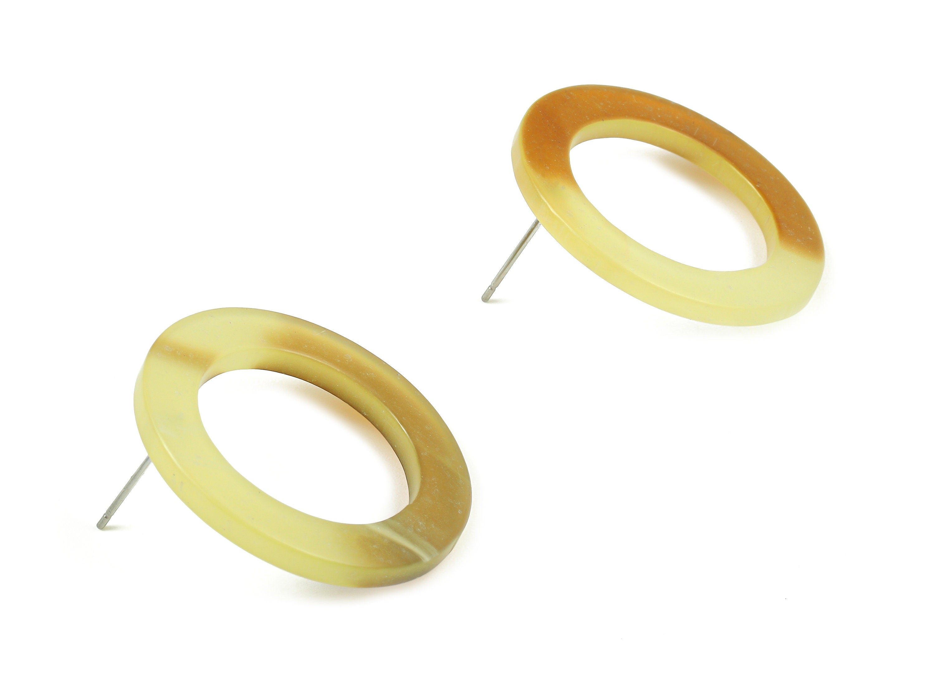 Acrylic Circle Earring Stud - Matte Acrylic Round Earring Post - Earring Stud Findings - Color Code: A401- 29.8x29.8x2.38mm - AC1737-A401 - DOMEDBAZAAR