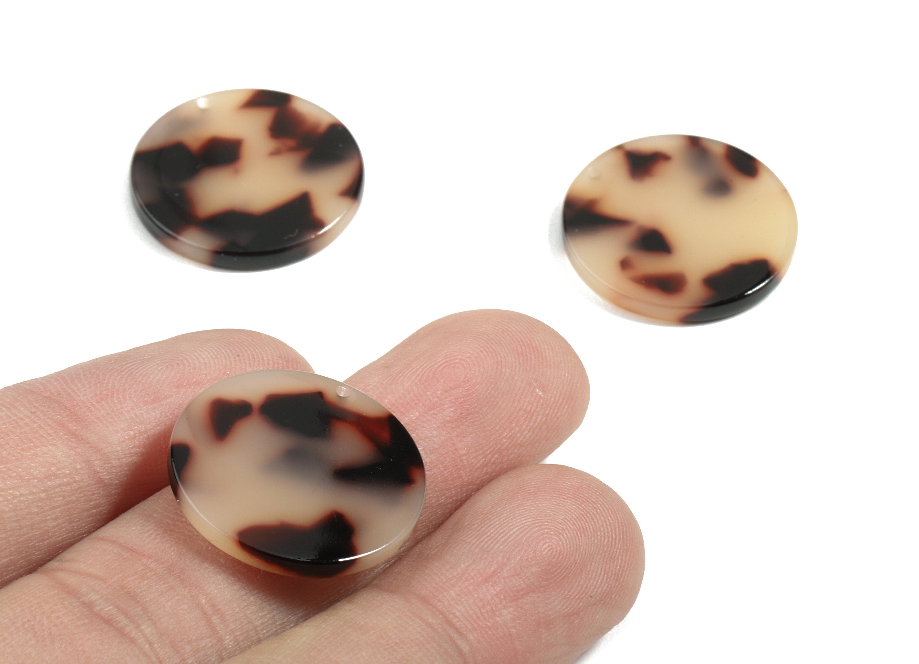 Acetate Round Charms - Round Earrings and Pendant - Blonde Tortoise Shell Earrings - Color Code: A07 - 21.85x21.85x2.68mm - AC1170-A07 - DOMEDBAZAAR