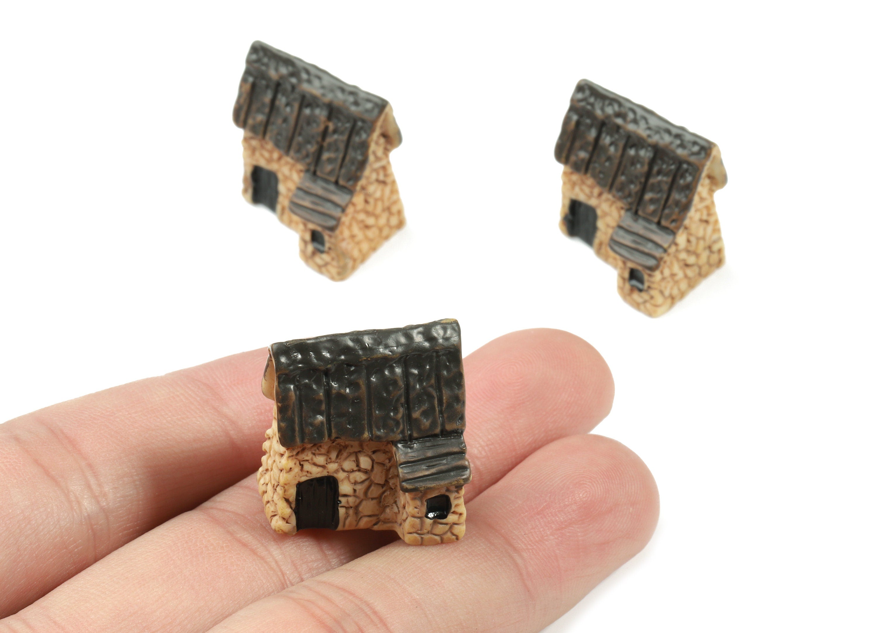 Mini House Terrarium Figurines - Garden Decor Miniatures - Micro Landscape Home Ornaments - Resin Craft - 21.42x19.13x12.8mm - RC1129 - DOMEDBAZAAR