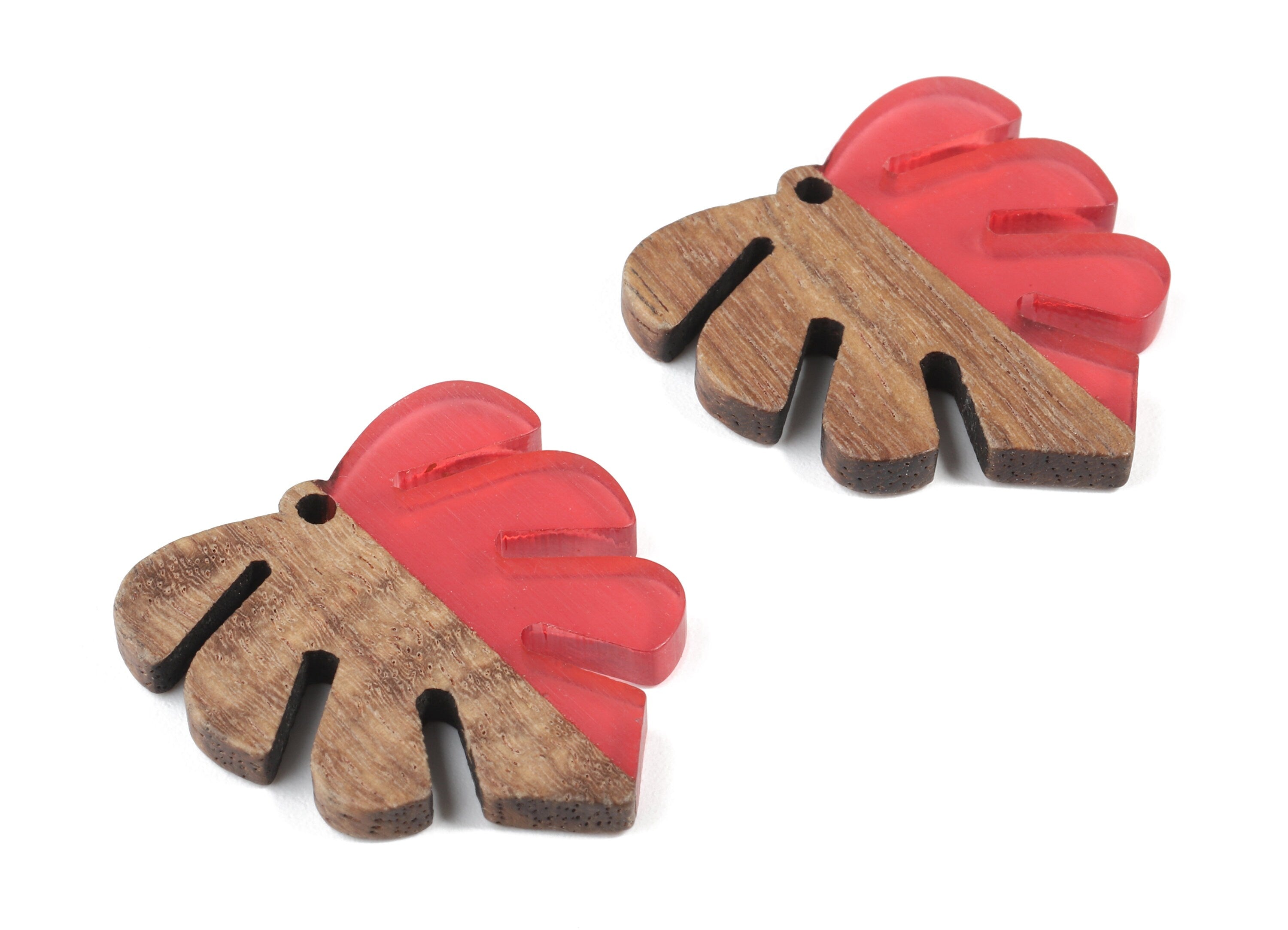 Epoxy Redwood Monstera Charm - Epoxy Resin Wood Leaf Pendant - Redwood and Resin Necklace - Jewelry Supplies - 30.45x28.25x3.83mm - BB1094C - DOMEDBAZAAR