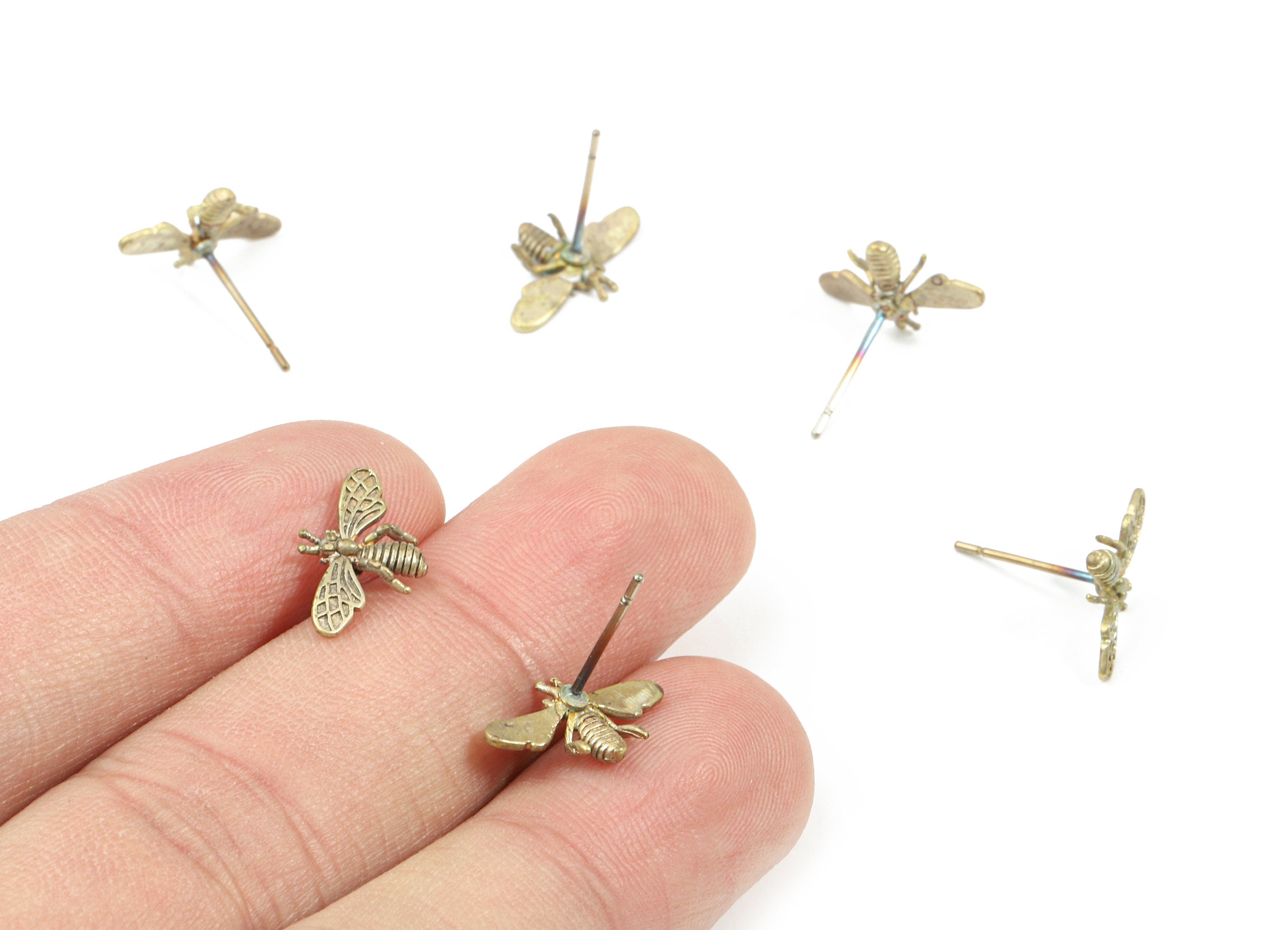 Brass Bee Earring Stud - Raw Brass Bee Earring Post - Steel Stud - Earring Post - Jewelry Supplies - 15.71x16.19x1.59mm - PP3203 - DOMEDBAZAAR