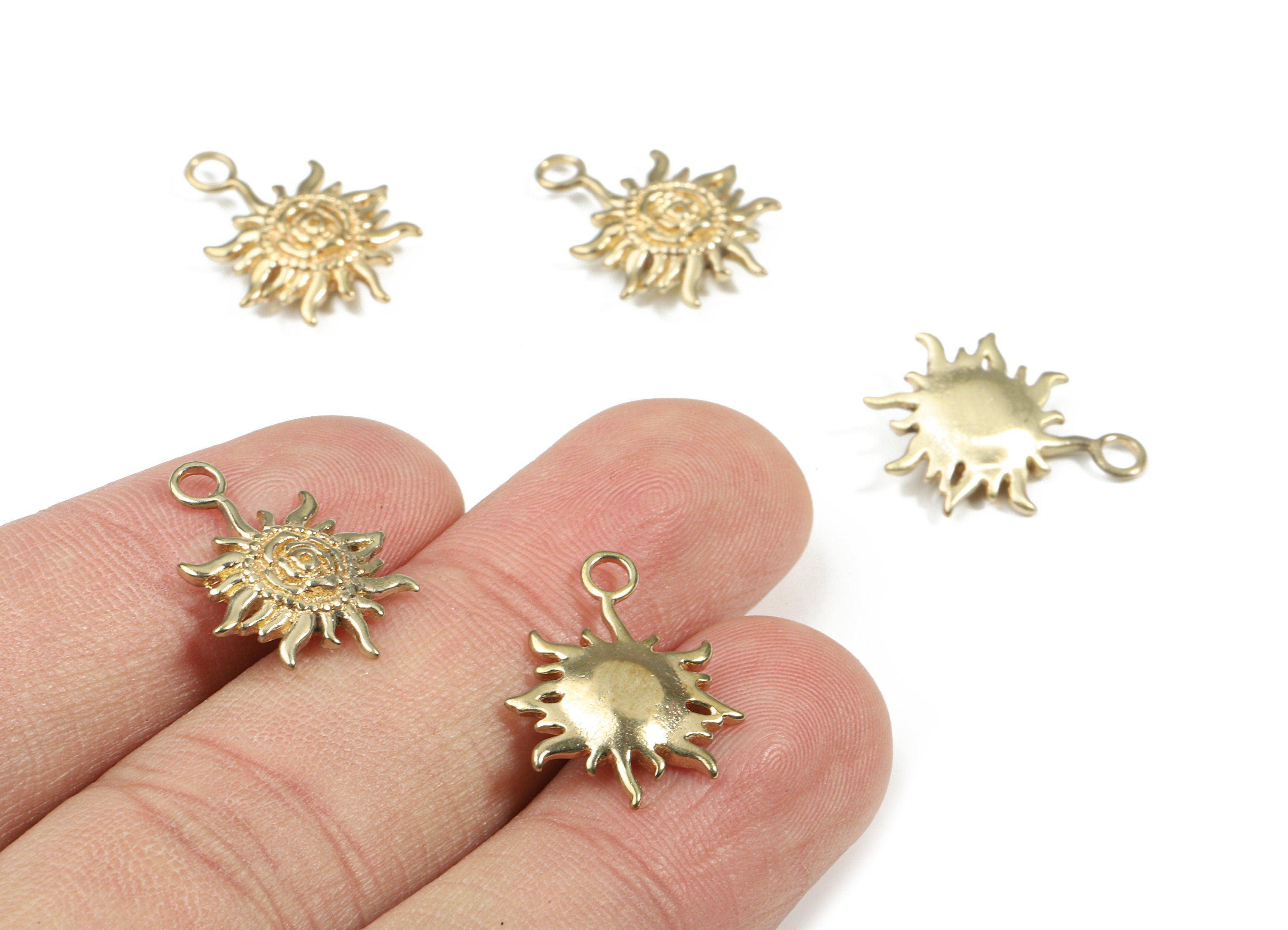 Brass Sun Pendant - Raw Brass Sun Rose Earring Charms - Earring Findings - Jewelry Supplies - 19.07x14.63x3.69mm - PP3209 - DOMEDBAZAAR