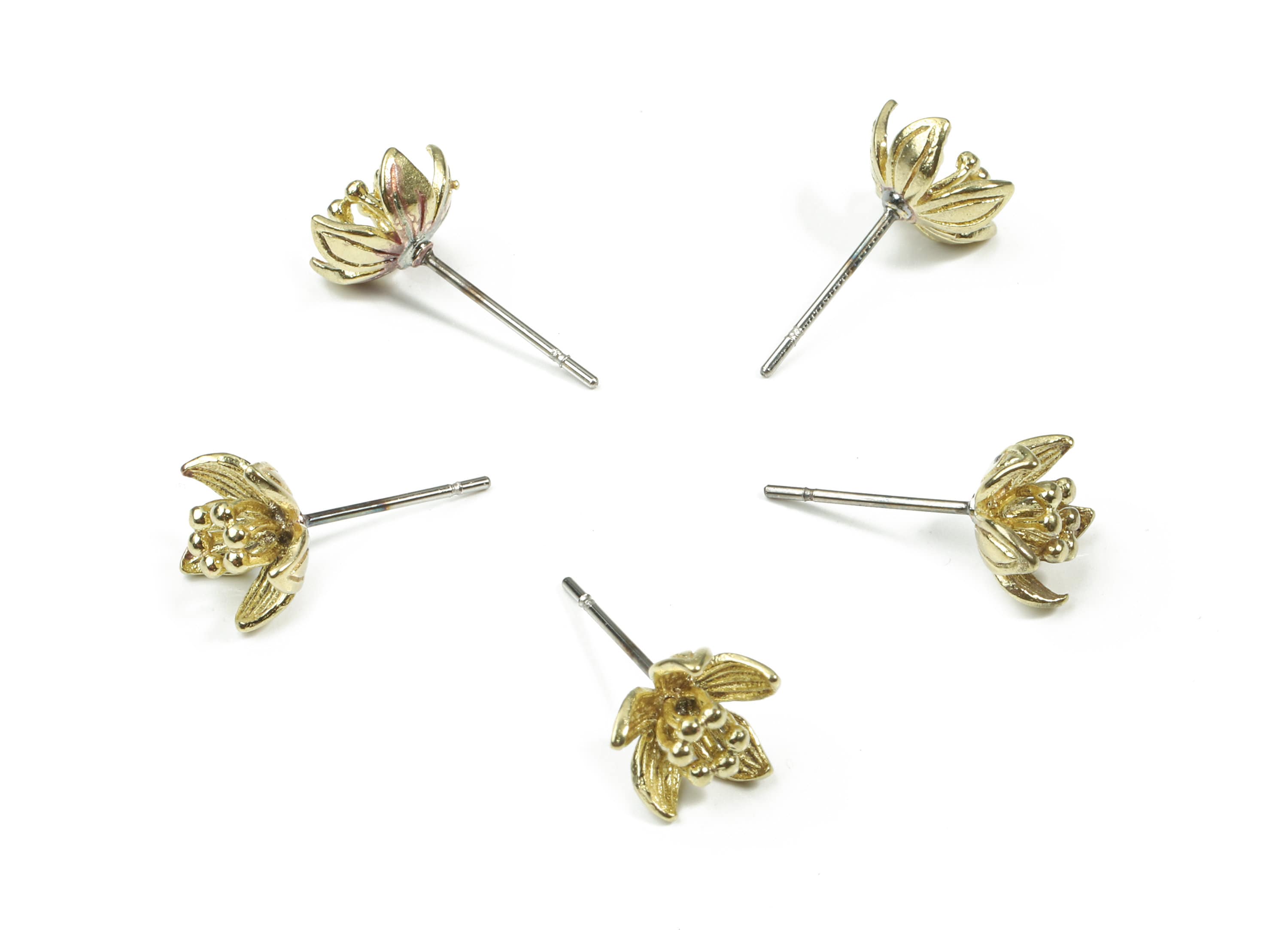 Brass Water Lily Earring Stud - Raw Brass Water Lily Earring Post - Surgical Stud - Jewelry Supplies - 8.56x8.56x1.02mm - PP3278 - DOMEDBAZAAR