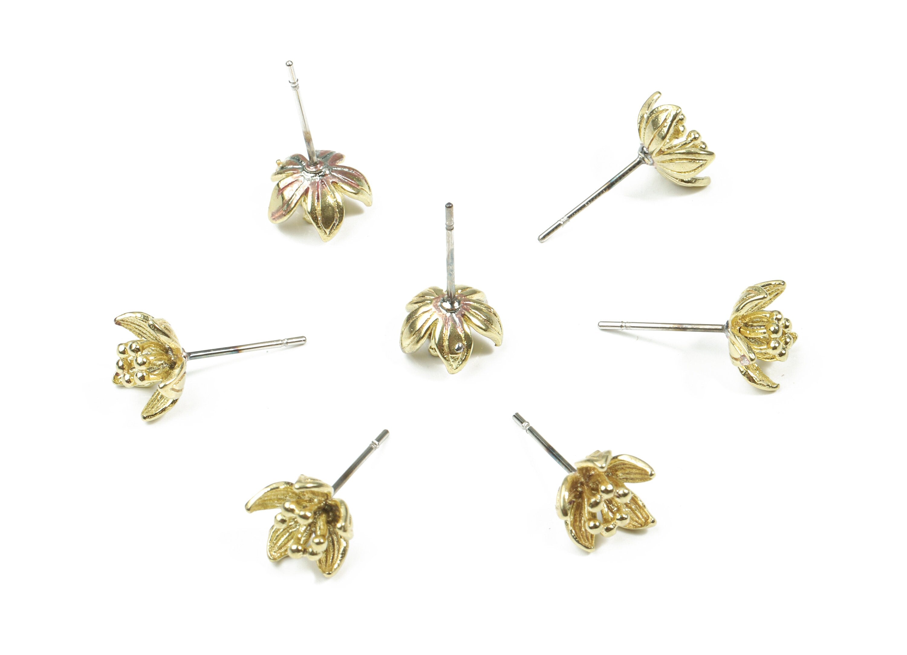 Brass Water Lily Earring Stud - Raw Brass Water Lily Earring Post - Surgical Stud - Jewelry Supplies - 8.56x8.56x1.02mm - PP3278 - DOMEDBAZAAR