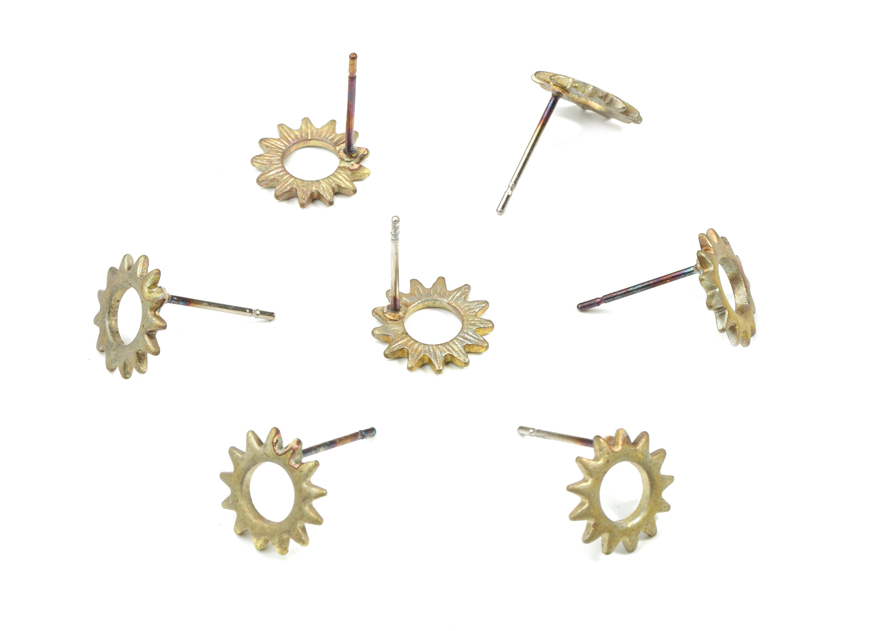 Brass Sun Earring Stud With Loop - Raw Brass Sun Earring Post - Surgical Stud - Earring Post - Jewelry Supplies - 10.2x10.2x1.29mm - PP3260 - DOMEDBAZAAR