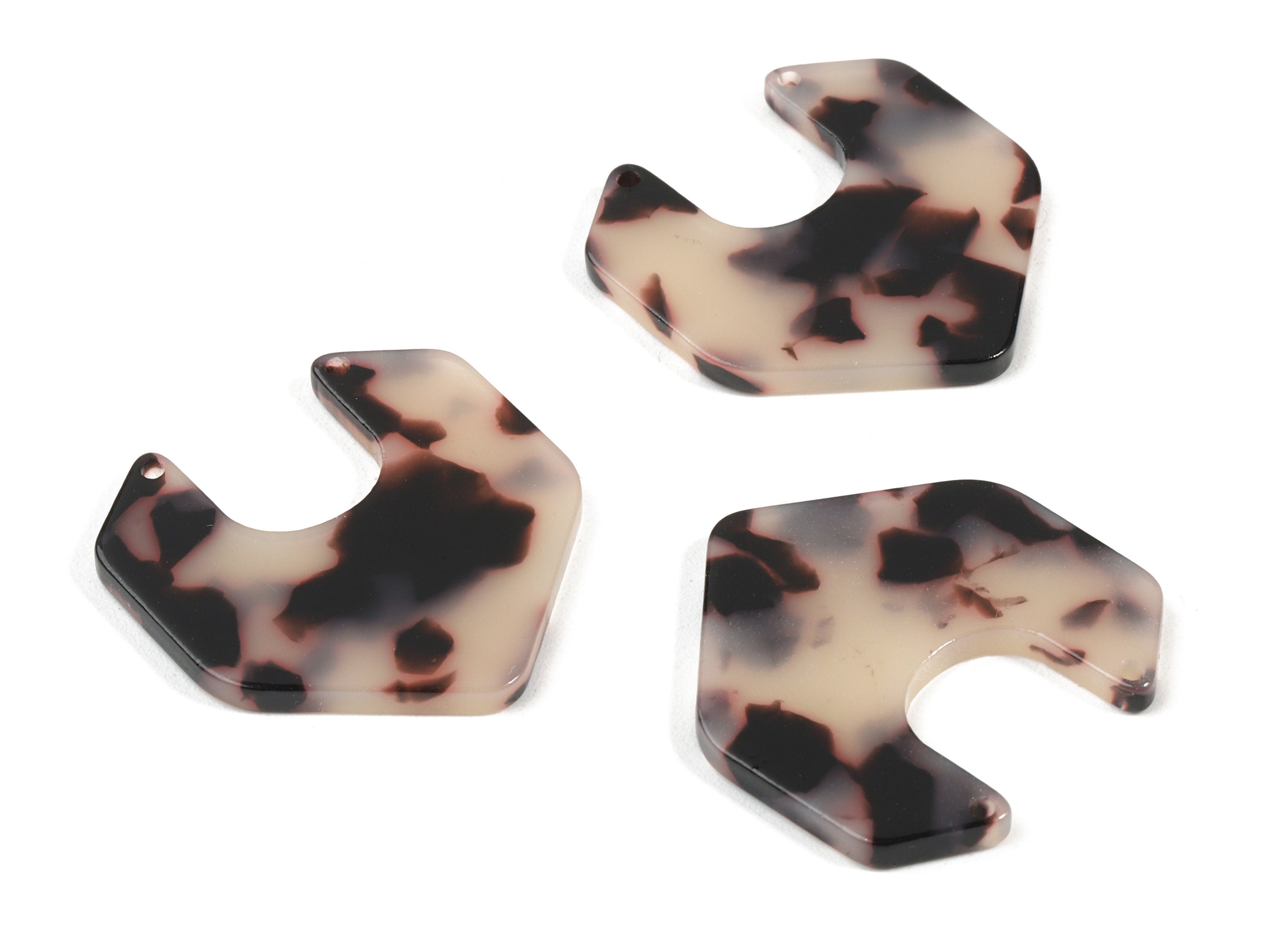Acetate Geometric Charms - 2 Holes - Geometric Pendant - Blonde Tortoise Shell Earrings - Color Code: A07 - 31.16x30.17x2.6mm - AC1246-A07 - DOMEDBAZAAR