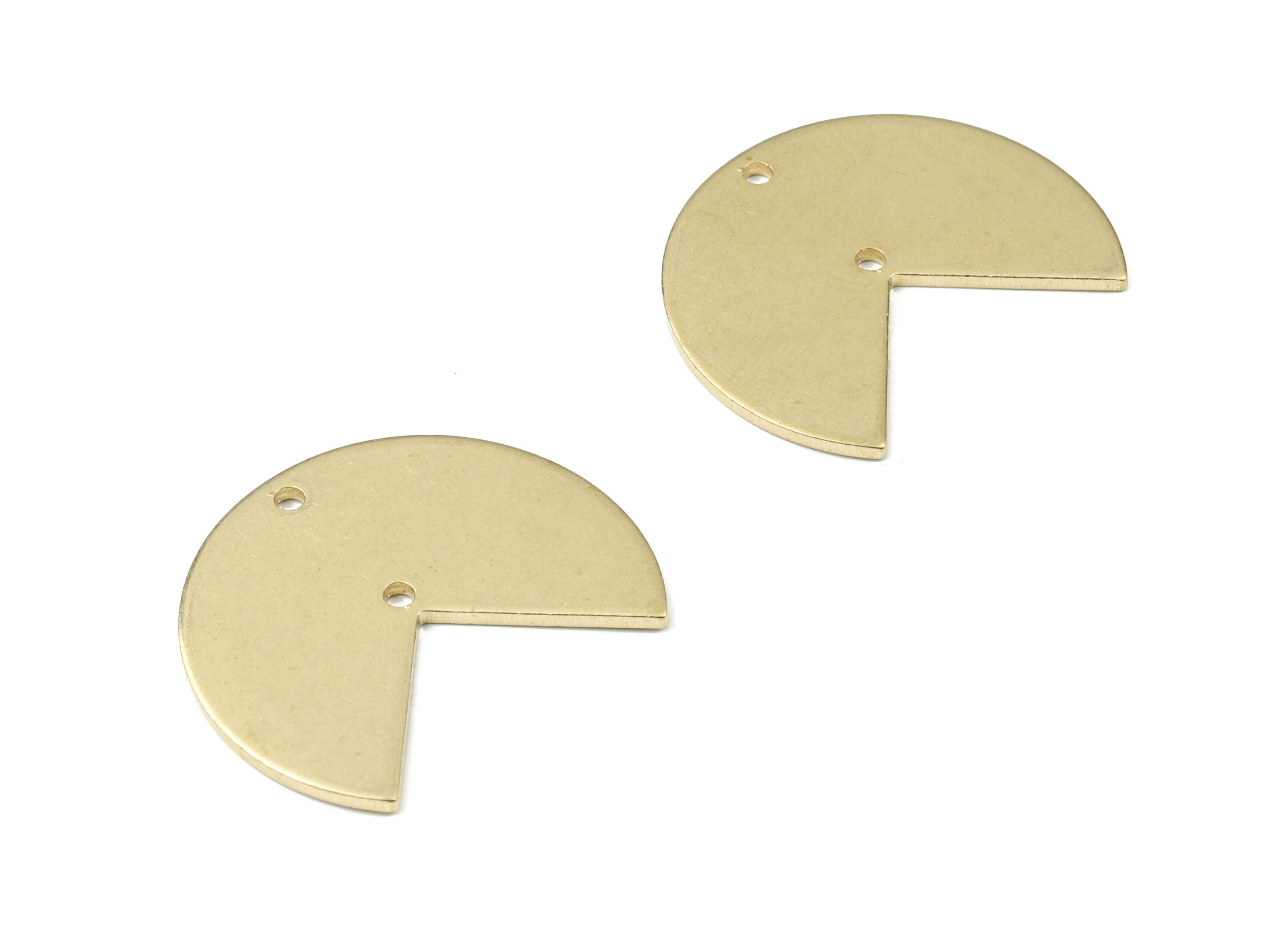 Brass Three Quarter Connector - Raw Brass Three Quarter Earring Connector - Brass Three Quarter Necklace - 30.02x24.86x1.22mm - PP3456 - DOMEDBAZAAR