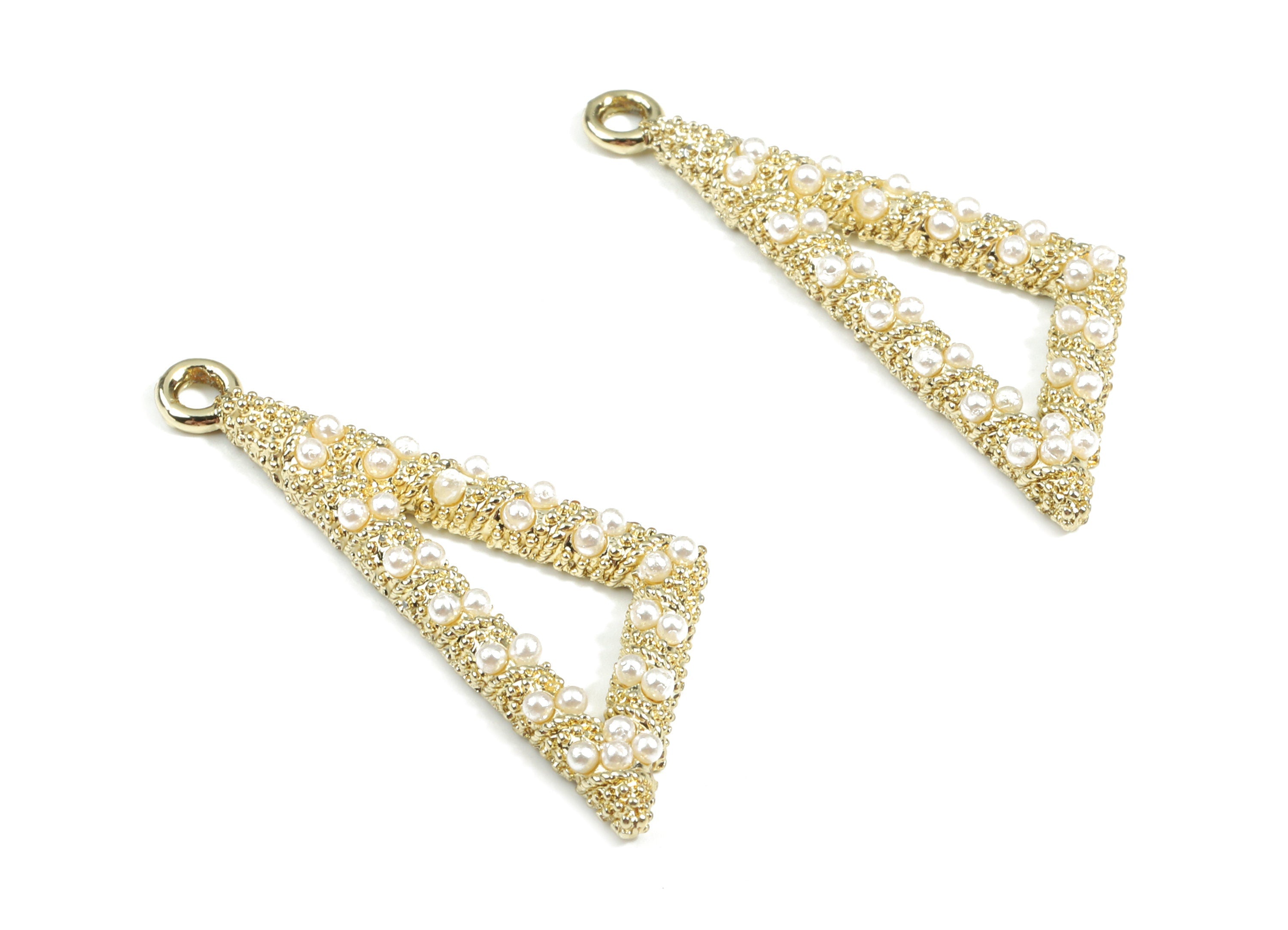 Alloy Triangle Pendant With Peals - Zinc Alloy Triangle Earring Charms - Gold Tone Plated - Jewelry Supplies - 36.36x13.53x2.62mm - ZZ1596 - DOMEDBAZAAR