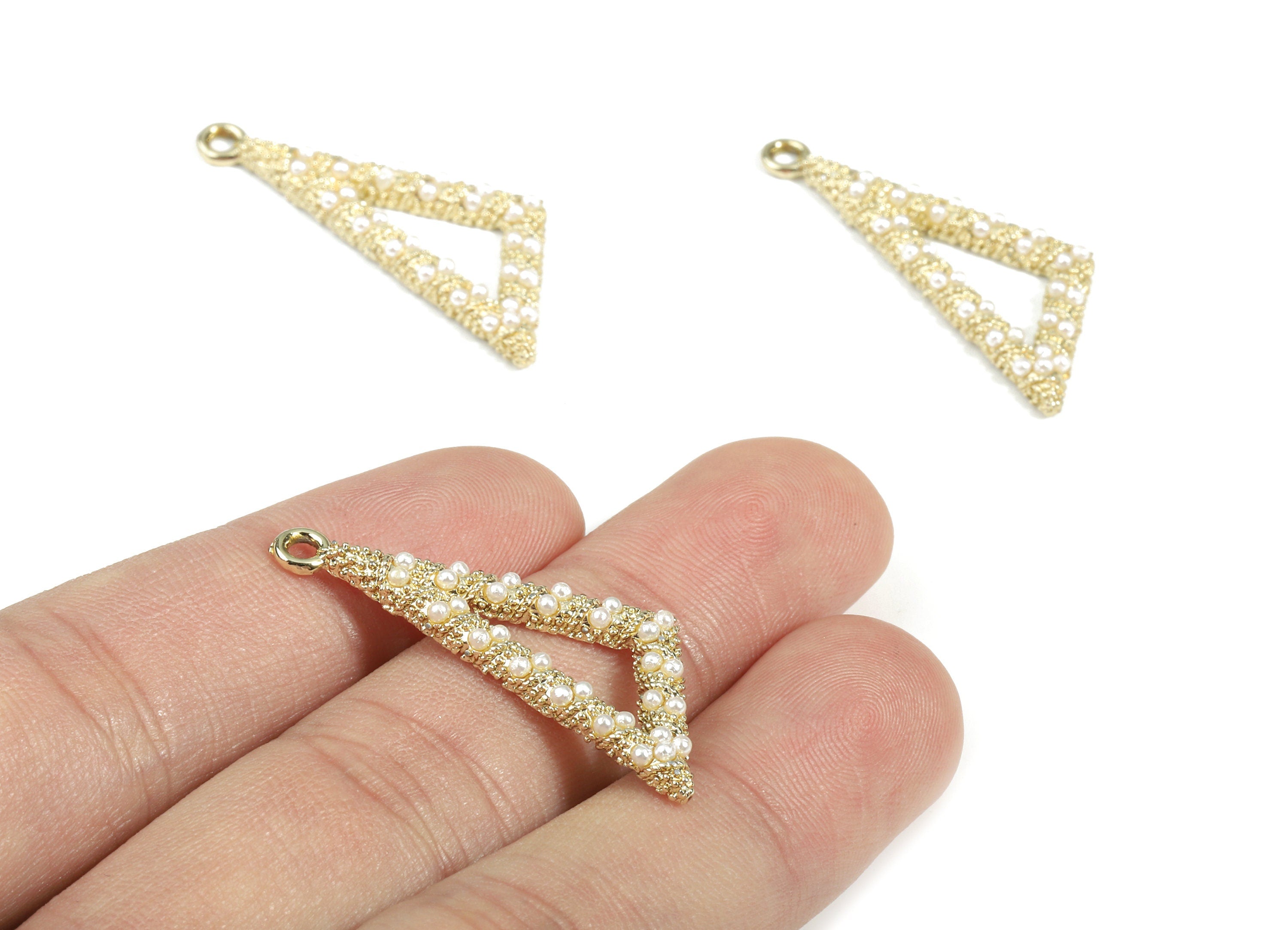 Alloy Triangle Pendant With Peals - Zinc Alloy Triangle Earring Charms - Gold Tone Plated - Jewelry Supplies - 36.36x13.53x2.62mm - ZZ1596 - DOMEDBAZAAR