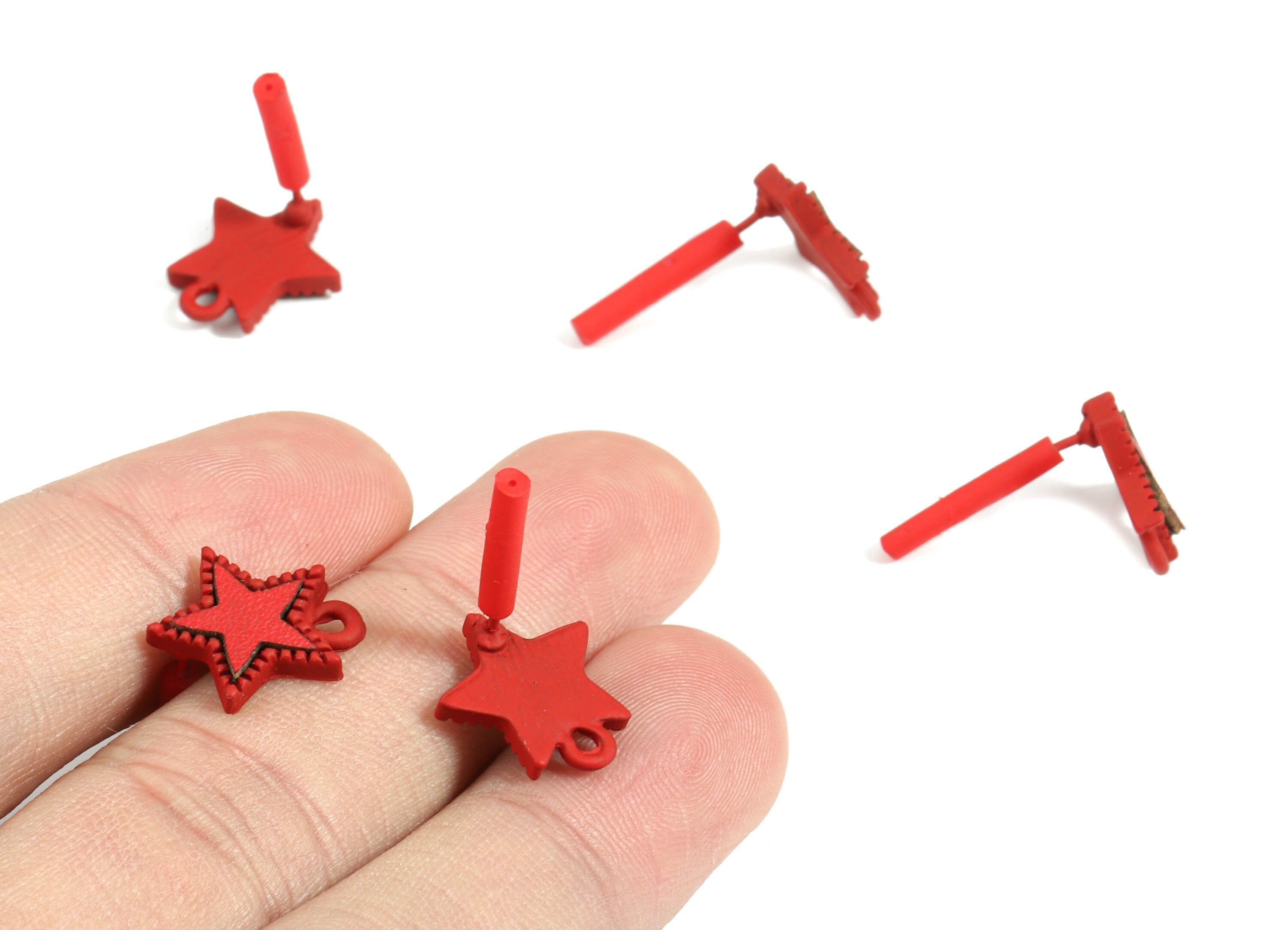 Alloy Star Stud Earring With Loop - Zinc Alloy Star Earring Post With Faux Leather - Matte Red Tone Plated - 14.57x12.22x2.32mm - ZZ1621 - DOMEDBAZAAR