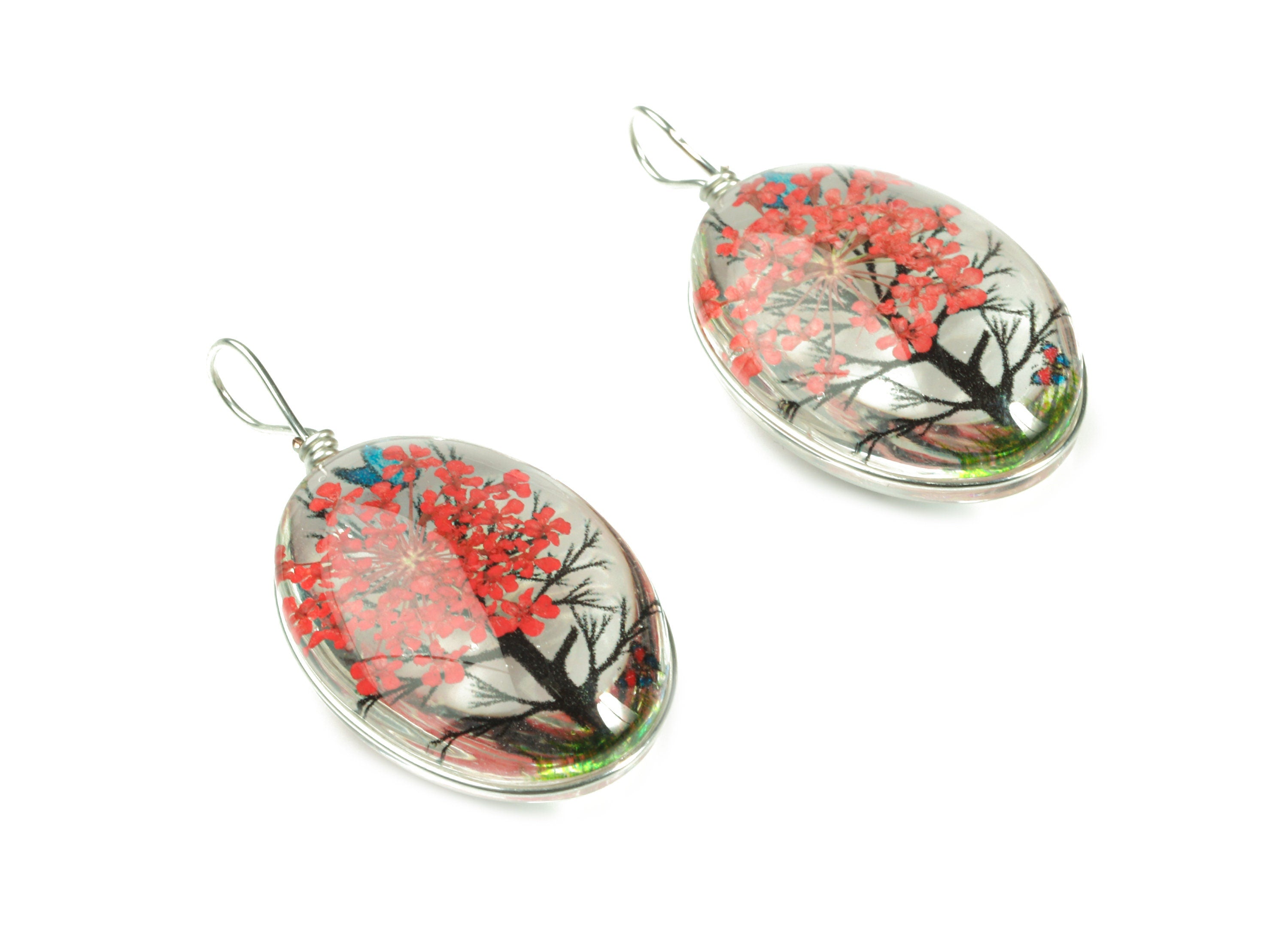 Real Flower Tree Pendant - Pressed Red Flower in Oval Glass - Handmade Pressed Natural Flower Jewelry - 36.74x18.55x10.53mm - GS1034C - DOMEDBAZAAR