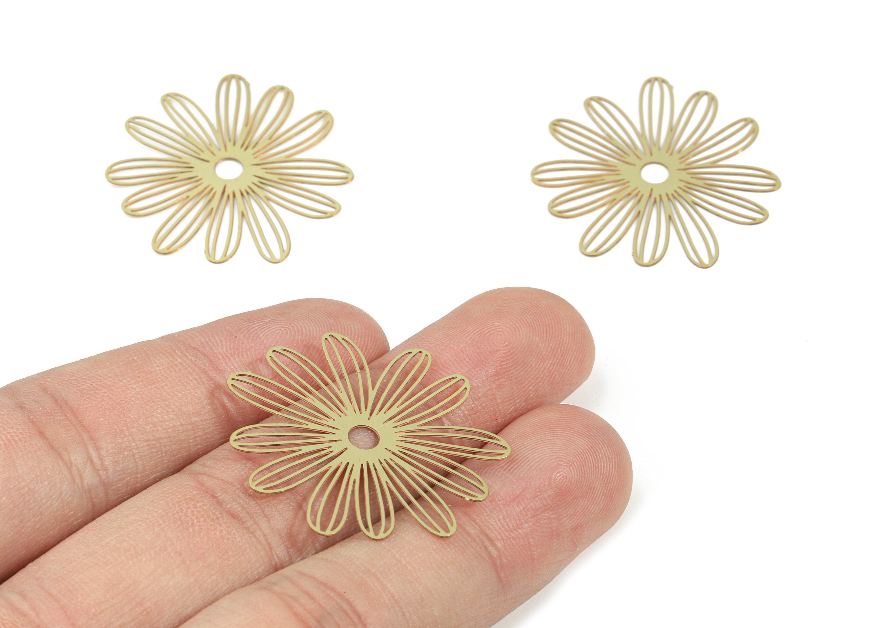 Brass Daisy Earring Charms - Raw Brass Daisy Pendant - Earring Findings - Jewelry Supplies - 30.6x30.6x0.3mm - JJB5566 - DOMEDBAZAAR