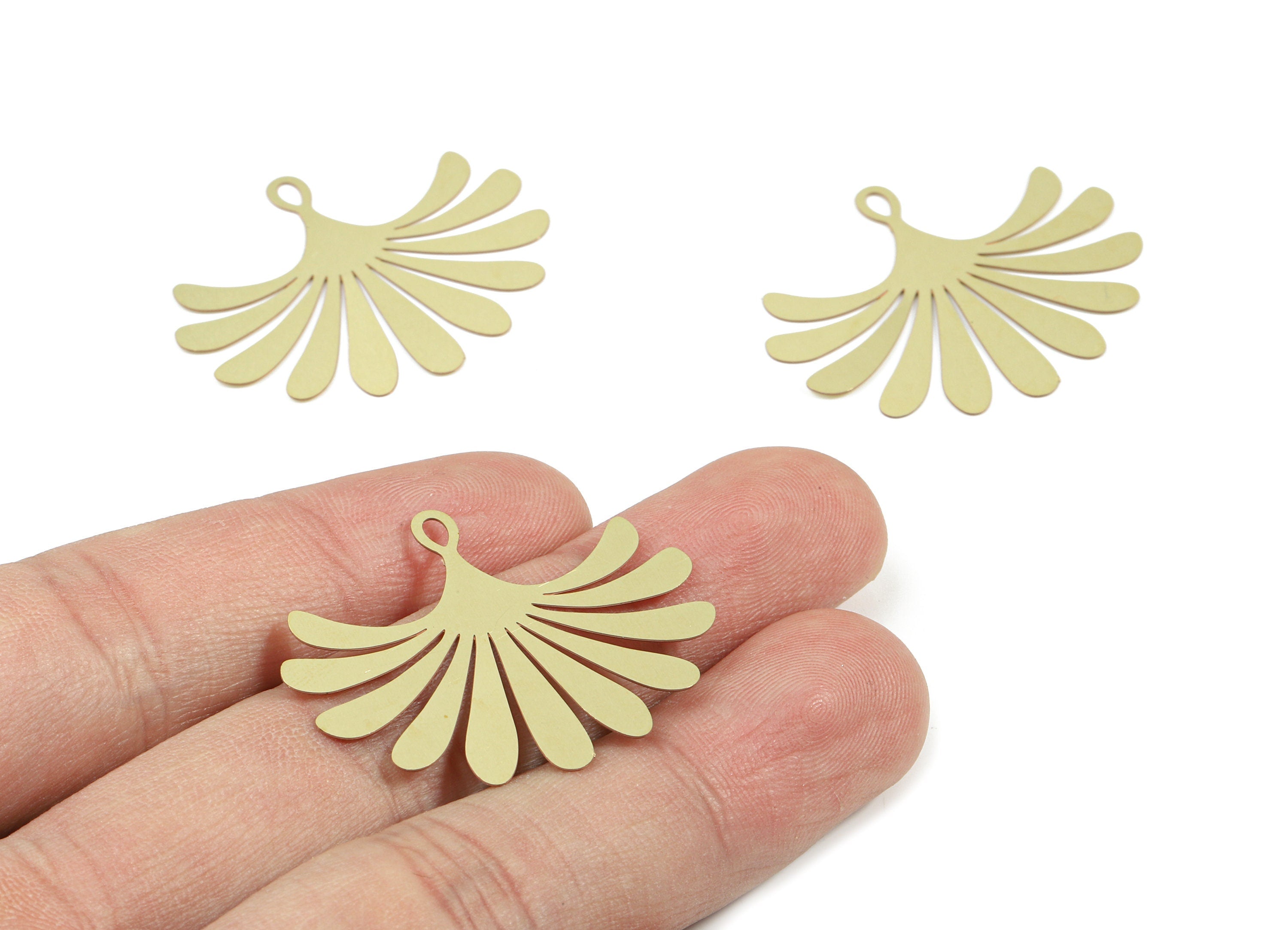 Brass Flower Earring Charms - Raw Brass Flower Pendant - Earring Findings - Jewelry Supplies - 35.3x28.9x0.3mm - JJB5854 - DOMEDBAZAAR