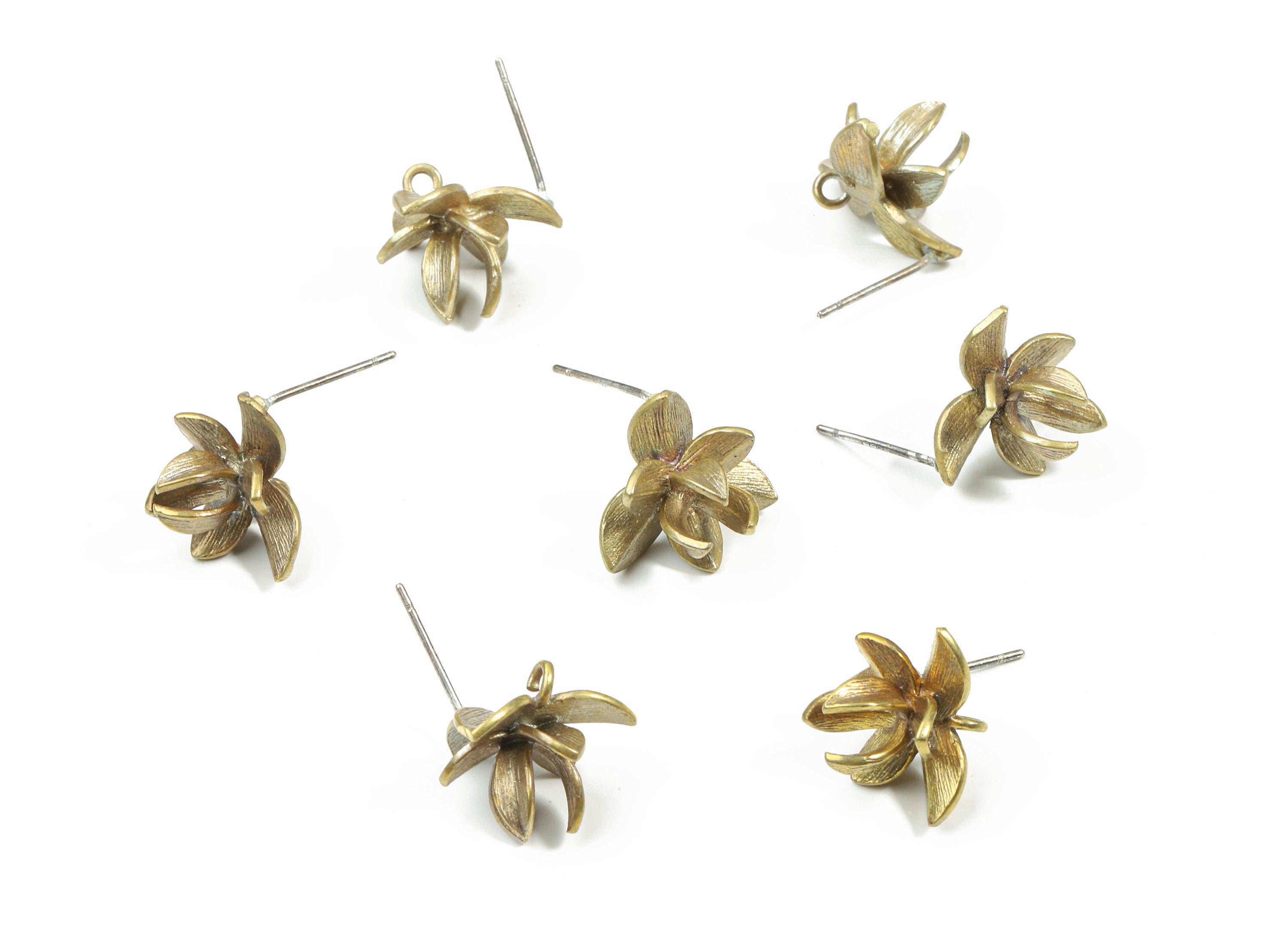 Brass Flower Earring Stud With Loop - Raw Brass Flower Earring Post - 325 Real Silver Stud - Jewelry Supplies - 10.01x14.25x1.18mm - PP3241 - DOMEDBAZAAR