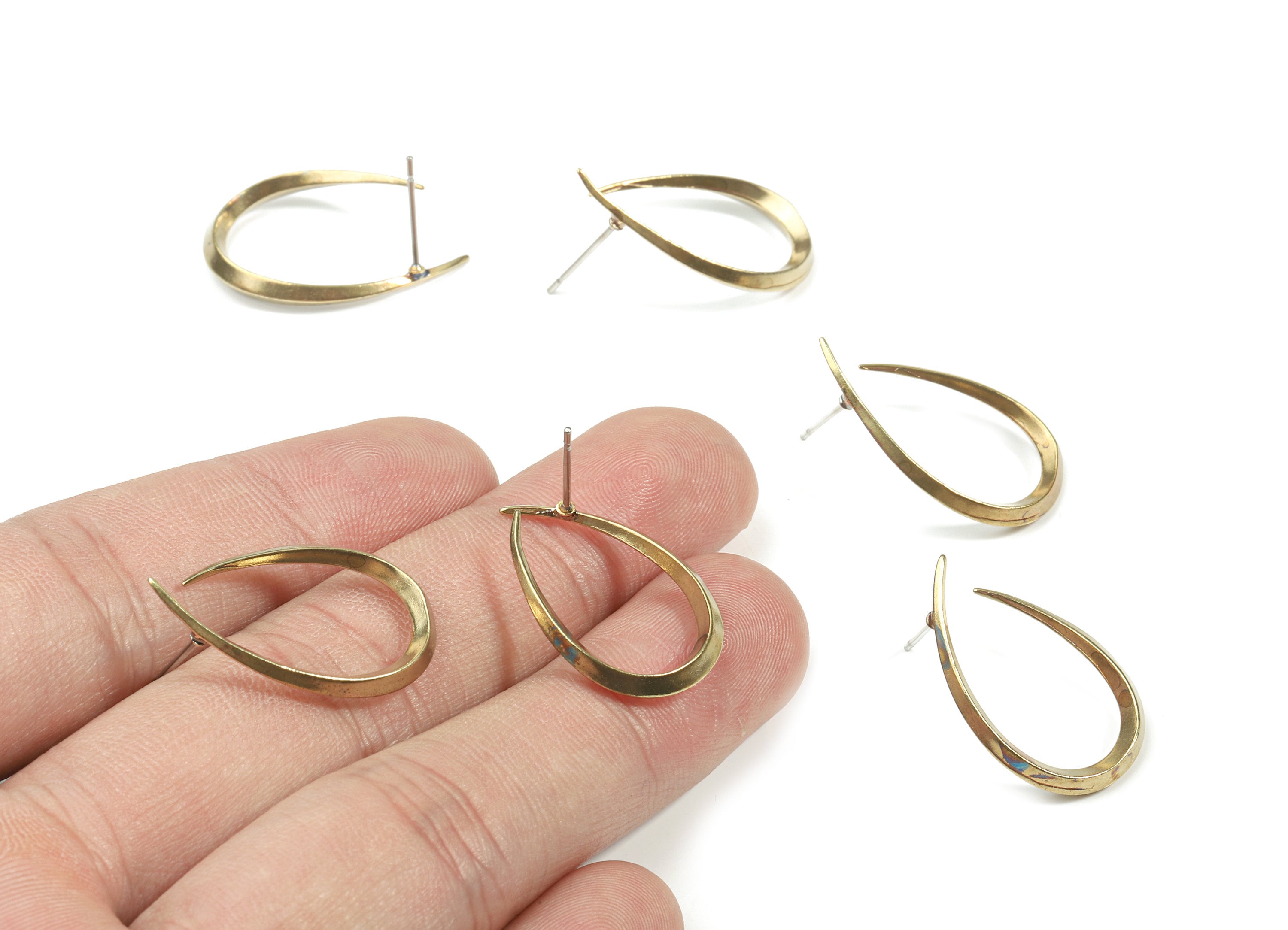 Brass Stud Wavy U Earring - Raw Brass Earring Post - Surgical Stud - Earring Post - Jewelry Supplies - 26.89x16.72x2.4mm - PP3298 - DOMEDBAZAAR