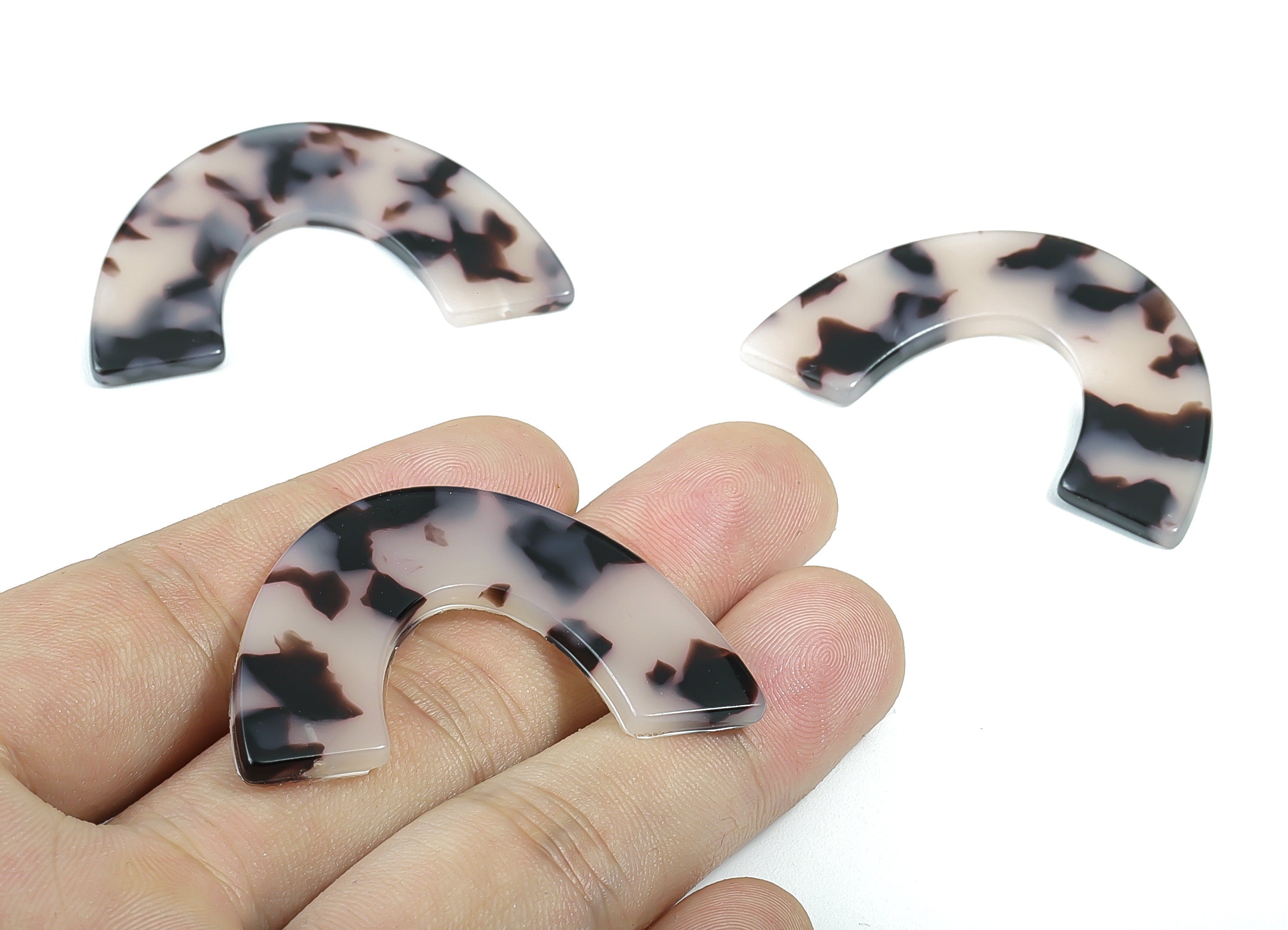 Acetate Large Arch Earring Charms - Blonde Semi Oval & U Shaped Pendant - Color Code: A06 - 47.7x31x2.6mm - AC1115A - DOMEDBAZAAR