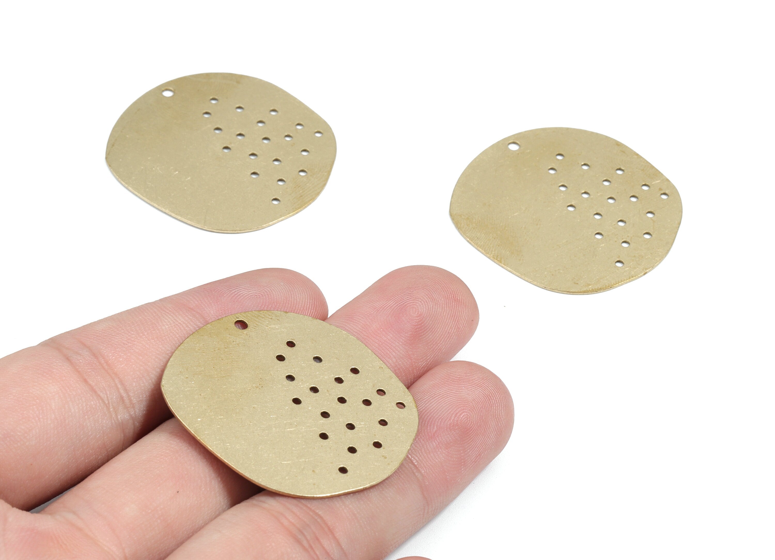 Brass Circle Connector - Raw Brass Round Pendant - Round Necklace Charms - Jewelry Supplies - 37.95x34.66x0.61mm - PPM1802 - DOMEDBAZAAR