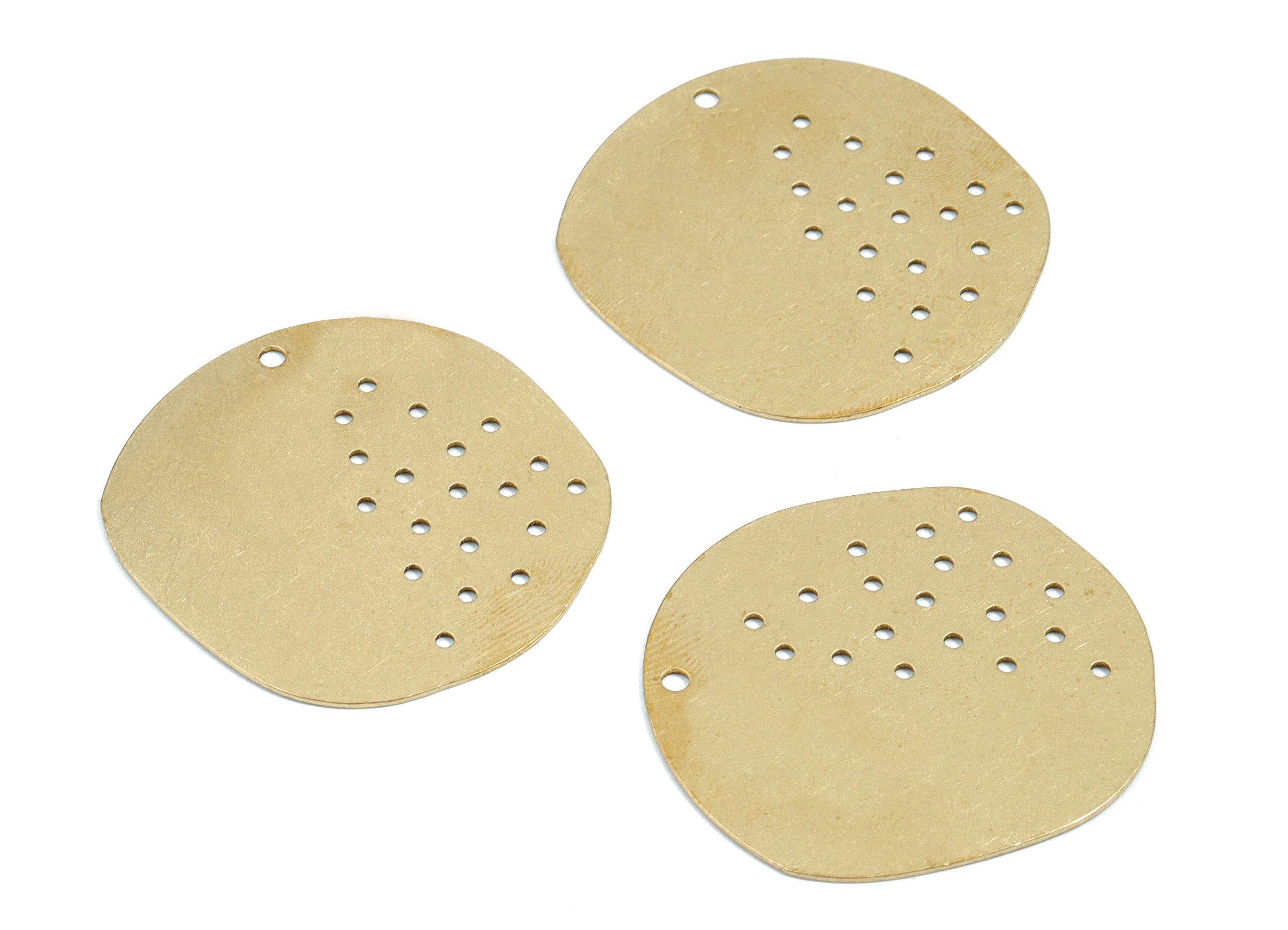 Brass Circle Connector - Raw Brass Round Pendant - Round Necklace Charms - Jewelry Supplies - 37.95x34.66x0.61mm - PPM1802 - DOMEDBAZAAR