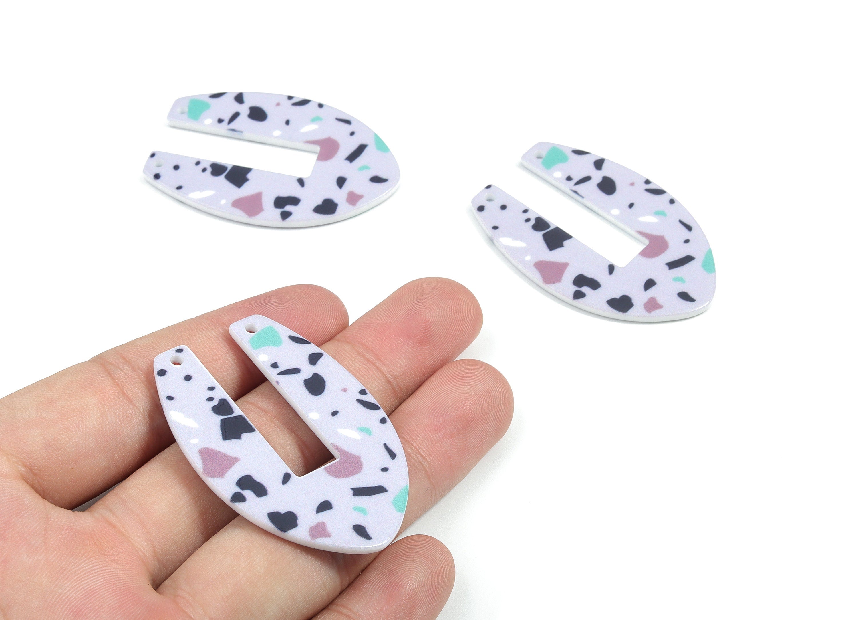 Acrylic U Connector - Printing Geometric Acrylic Charms - Jewelry Supplies - Color Code: B4 - 49.83x34.11x2.32mm - AC1873-B4 - DOMEDBAZAAR