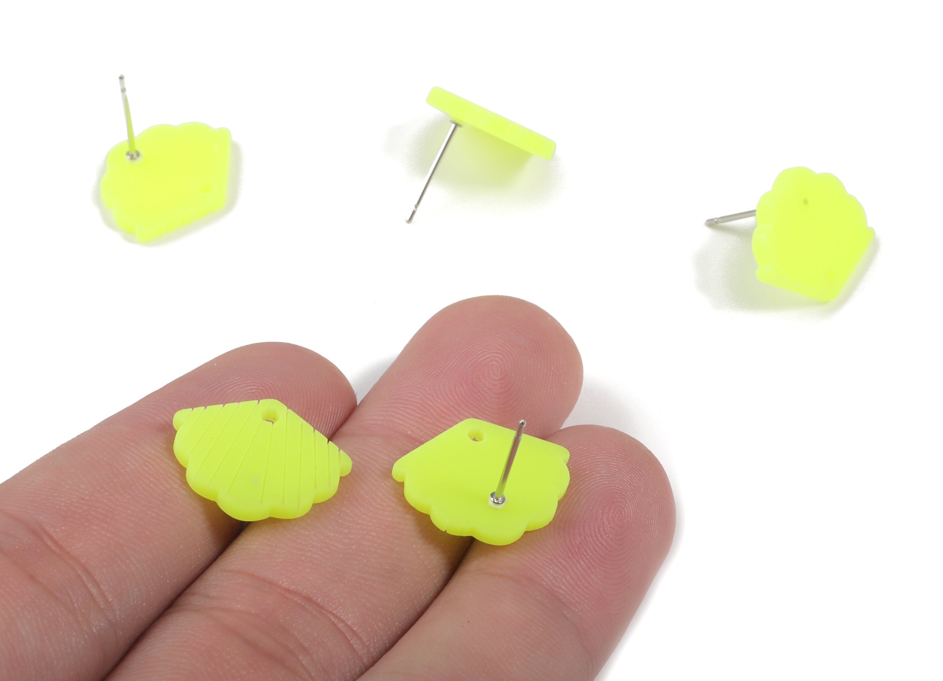 Acrylic Mini Shell Earring Stud - Matte Sheall Post - Earring Post - Jewelry Supplies - Color Code:A470 - 17.03x13.77x2.29mm - AC1898E - DOMEDBAZAAR