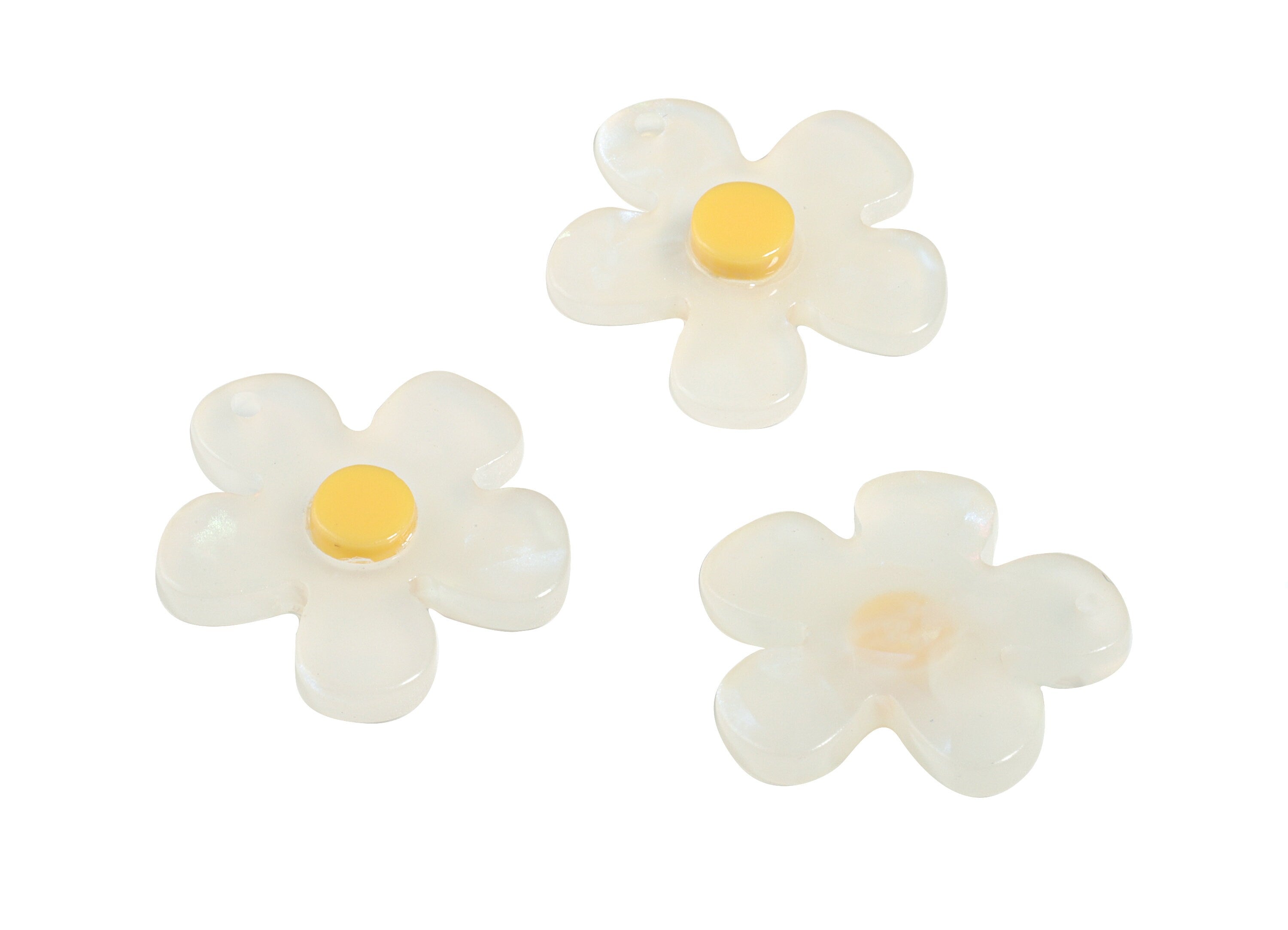 Acrylic Daisy Charms - Daisy Earring and Pandant - Earring Findings - Jewelry Supplies - 20.51x19.47x3.86mm - AC1909 - DOMEDBAZAAR