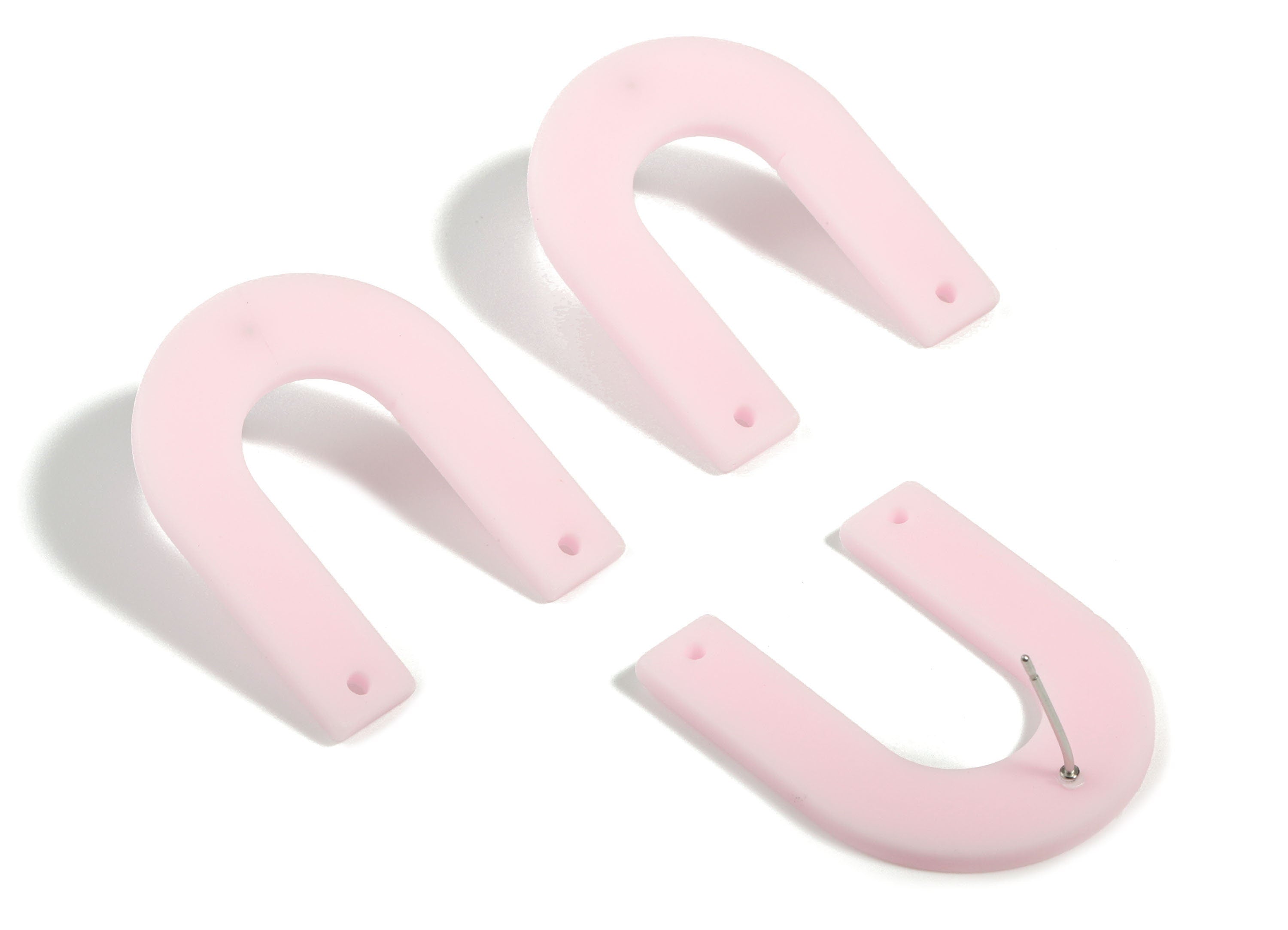 Acrylic U Earring Stud - Matte Geometric Earring Post - Jewelry Supplies - Color Code:A473 - 32.52x27.2x2.2mm - AC1886A - DOMEDBAZAAR