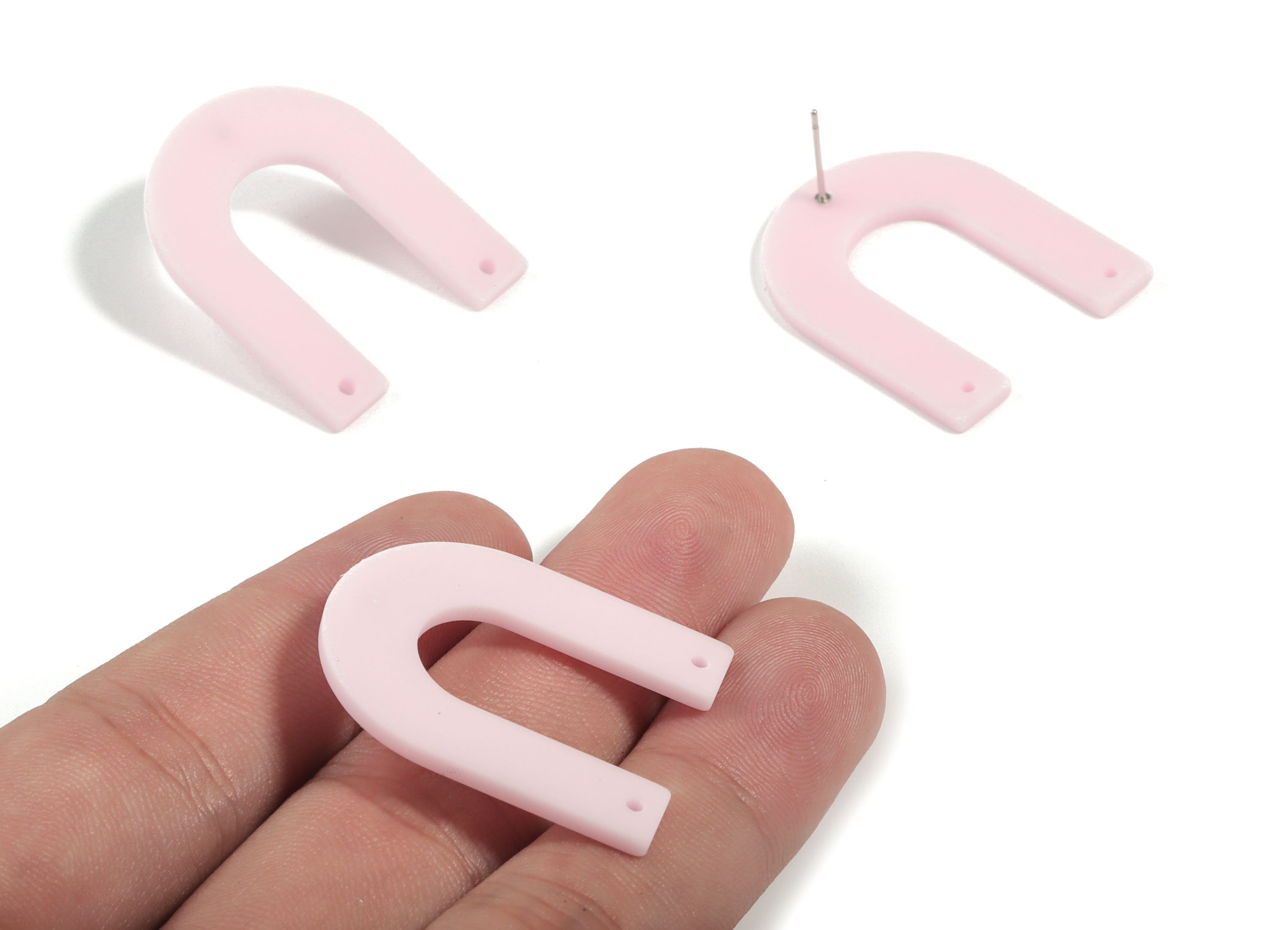 Acrylic U Earring Stud - Matte Geometric Earring Post - Jewelry Supplies - Color Code:A473 - 32.52x27.2x2.2mm - AC1886A - DOMEDBAZAAR