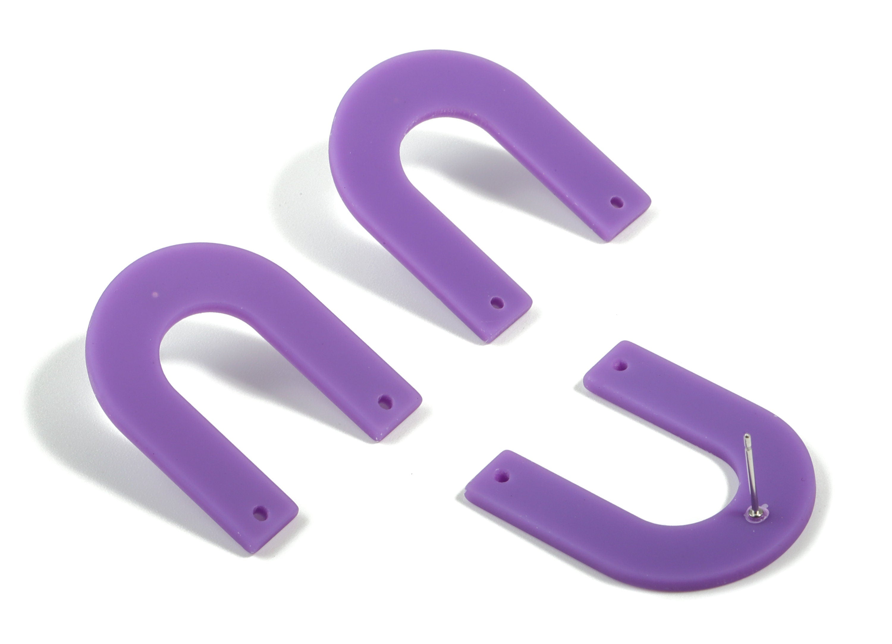 Acrylic U Earring Stud - Matte Geometric Earring Post - Jewellery Supplies - Color Code:A475 - 32.52x27.2x2.2mm - AC1886F - DOMEDBAZAAR