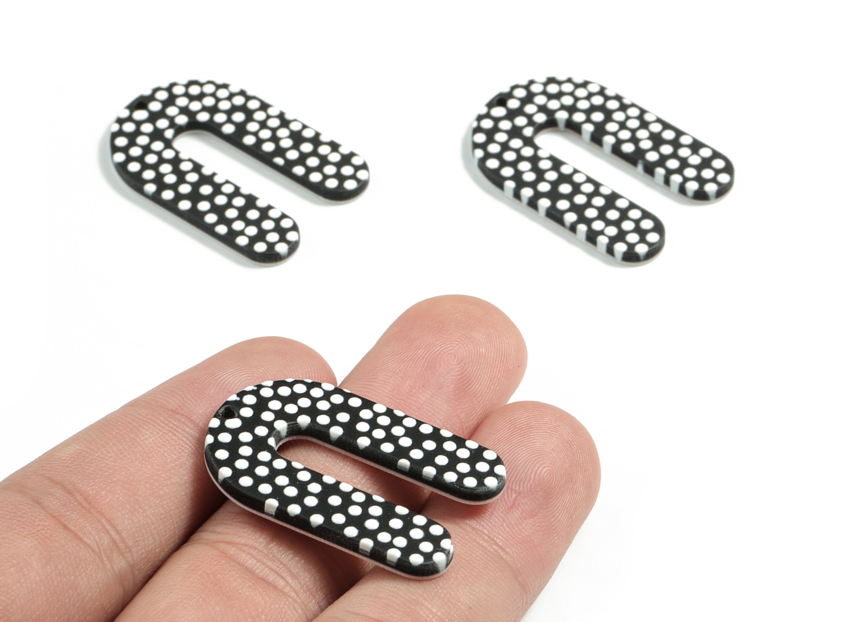 Acrylic U Earring Charms - Polka Dot Horse Hoe Pendant - Earring Findings - Jewelry Supplies - 32.43x21.71x2.66mm - AC1969A - DOMEDBAZAAR